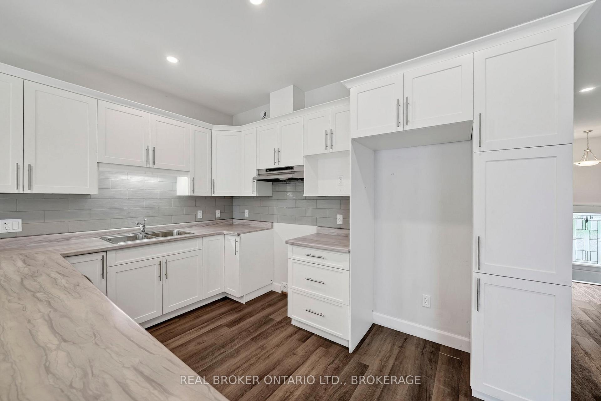 Photo 15 of 250 Lourdes Avenue, Cornwall, Cornwall — HOMEH