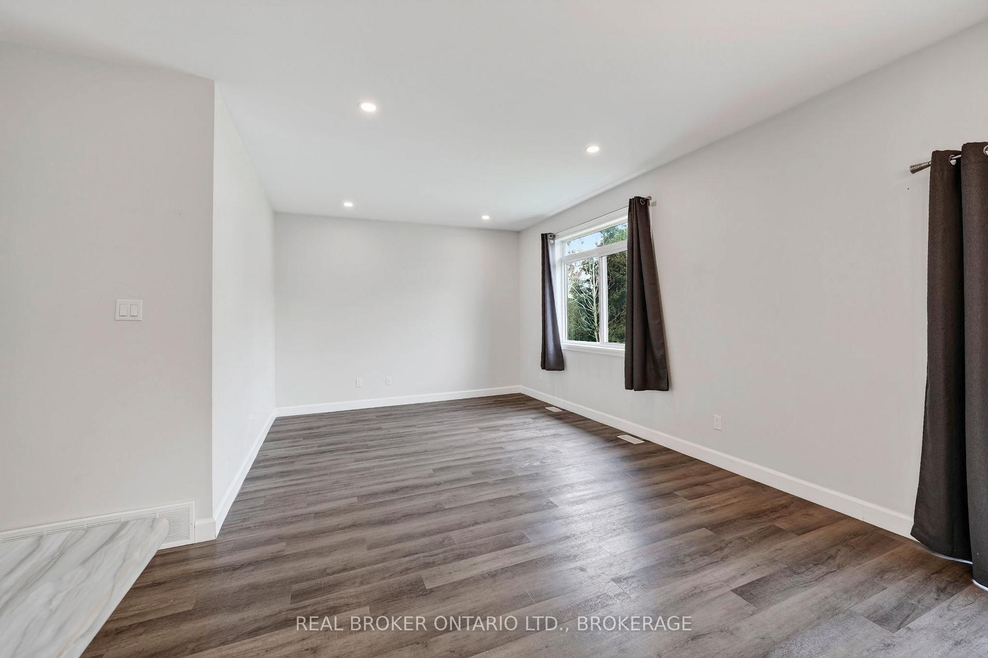 Photo 19 of 250 Lourdes Avenue, Cornwall, Cornwall — HOMEH
