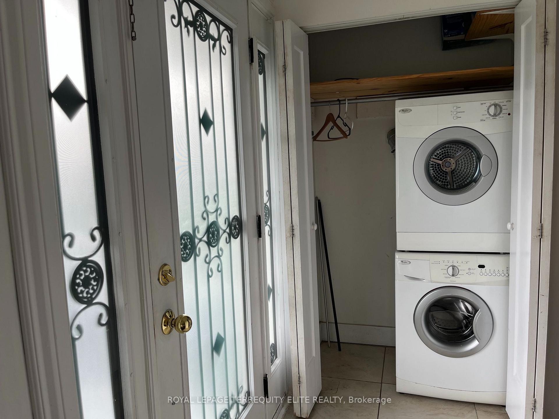 Photo 26 of Unit Main & Upper, 40 Pender Crescent, Scarborough, Tam O'Shanter-Sullivan — HOMEH
