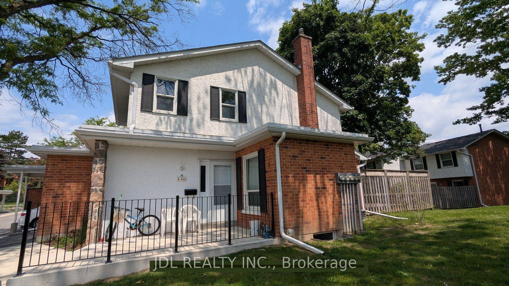 Photo 4 of Unit 5, 431 Keats Way, Waterloo, Beechwood West — HOMEH