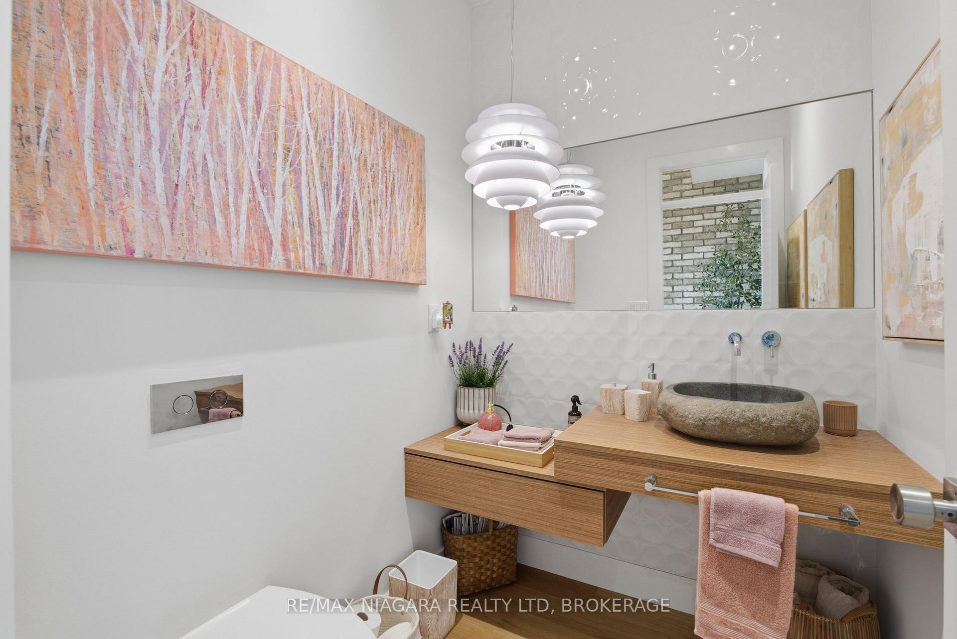 Photo 15 of Unit 8, 6 Tanner Circle, St. Catharines, Lakeshore — HOMEH