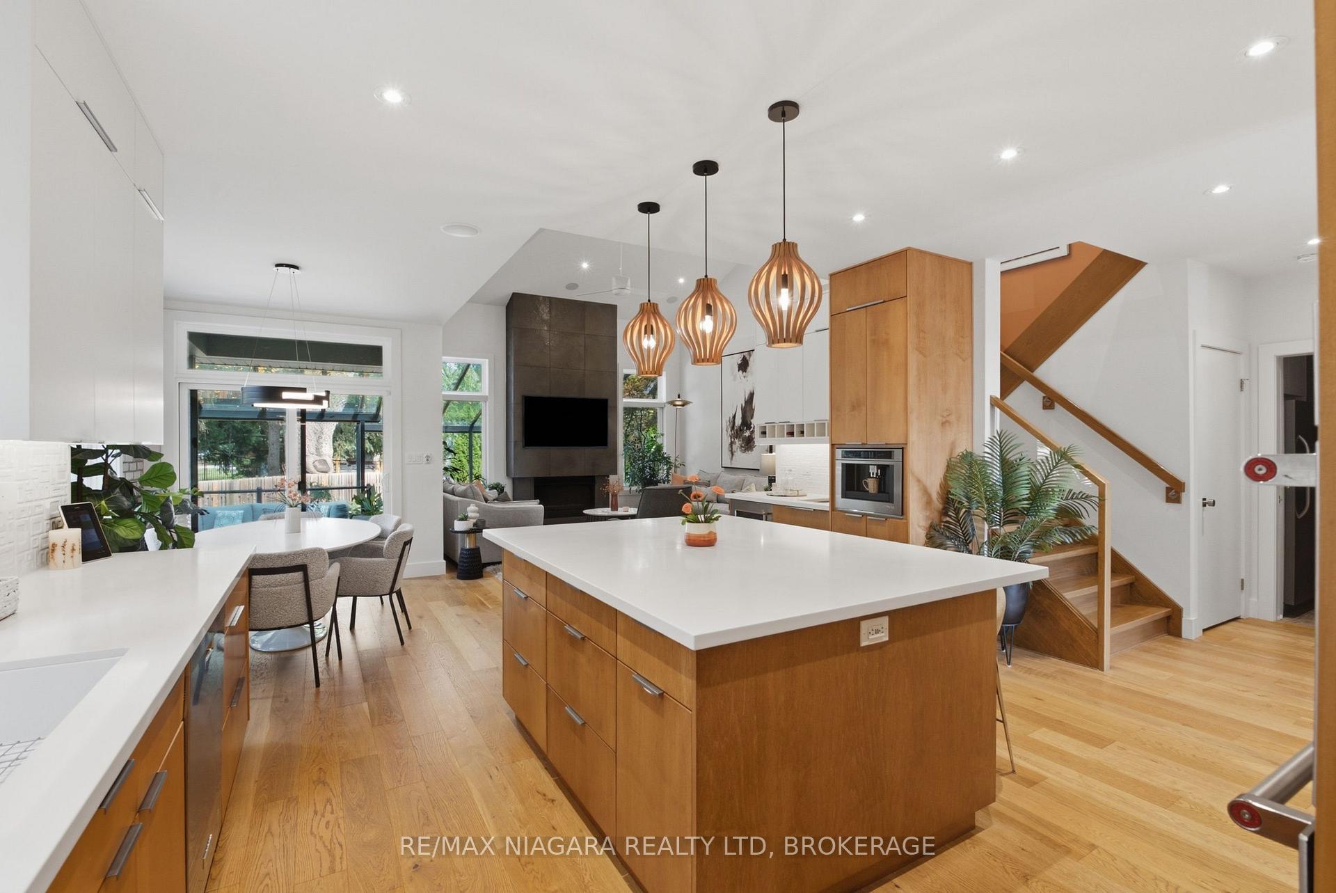 Photo 21 of Unit 8, 6 Tanner Circle, St. Catharines, Lakeshore — HOMEH
