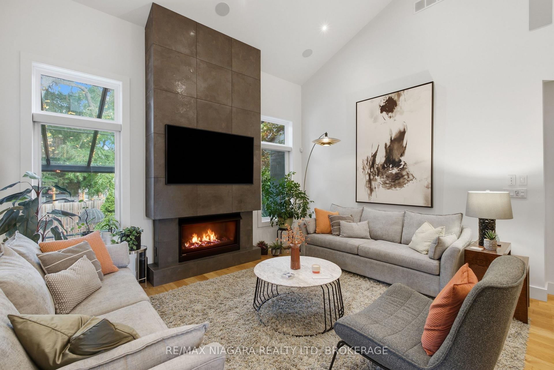 Photo 25 of Unit 8, 6 Tanner Circle, St. Catharines, Lakeshore — HOMEH