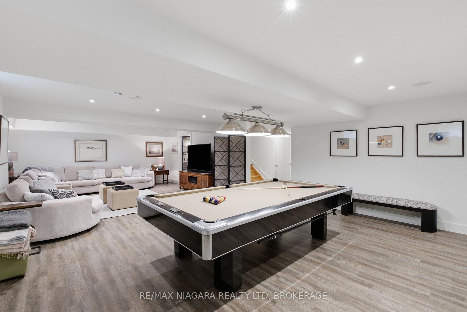 Photo 40 of Unit 8, 6 Tanner Circle, St. Catharines, Lakeshore — HOMEH