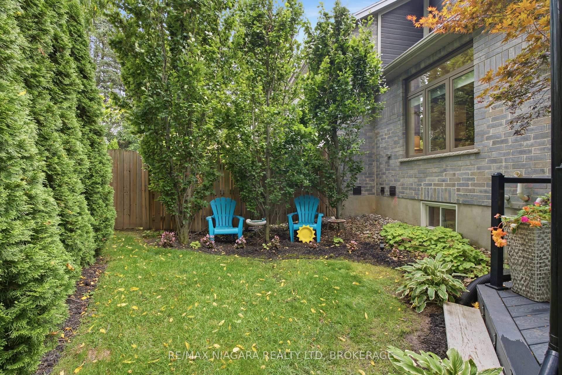 Photo 50 of Unit 8, 6 Tanner Circle, St. Catharines, Lakeshore — HOMEH
