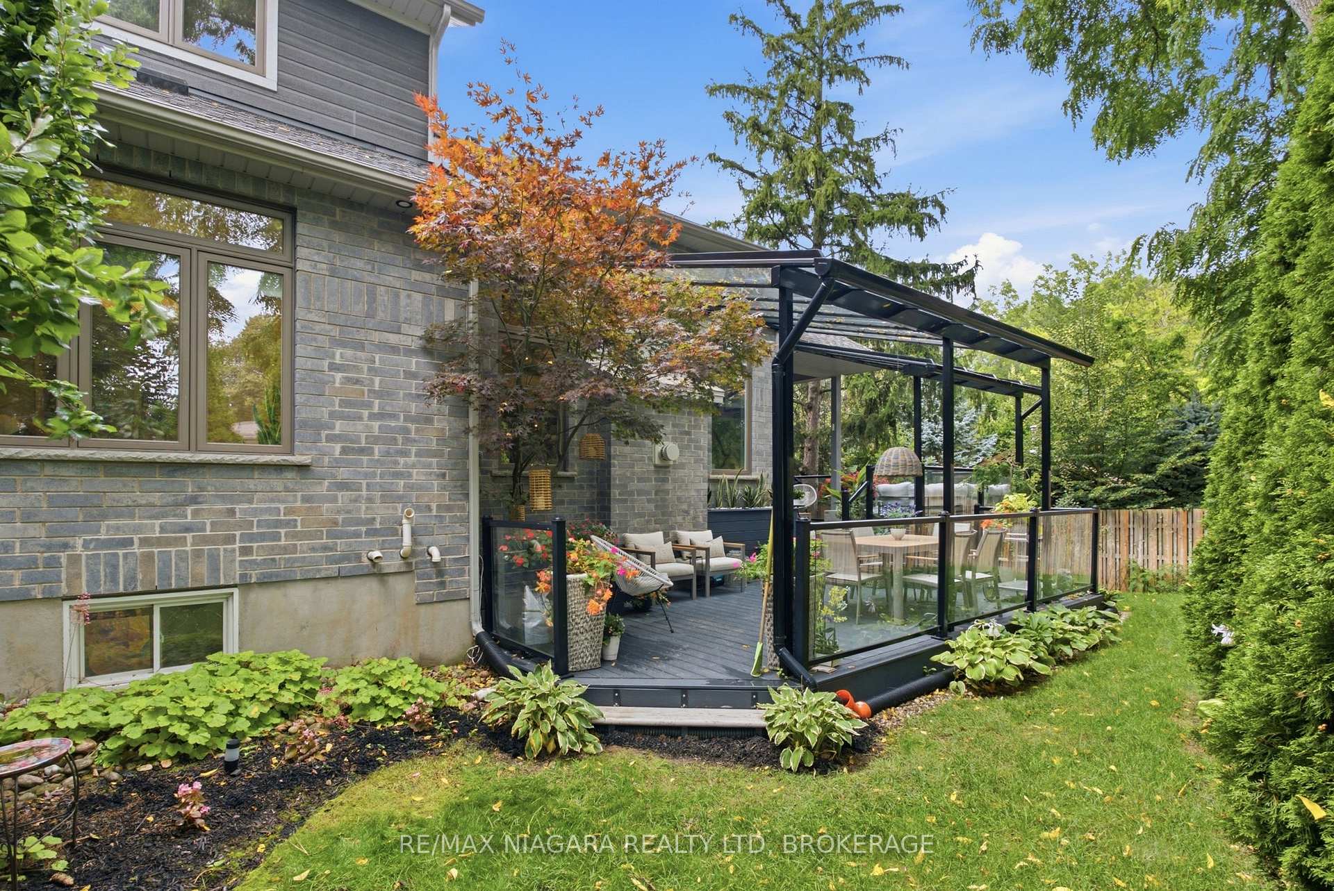 Photo 53 of Unit 8, 6 Tanner Circle, St. Catharines, Lakeshore — HOMEH