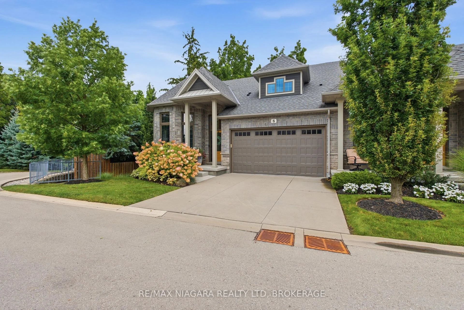 Photo 58 of Unit 8, 6 Tanner Circle, St. Catharines, Lakeshore — HOMEH