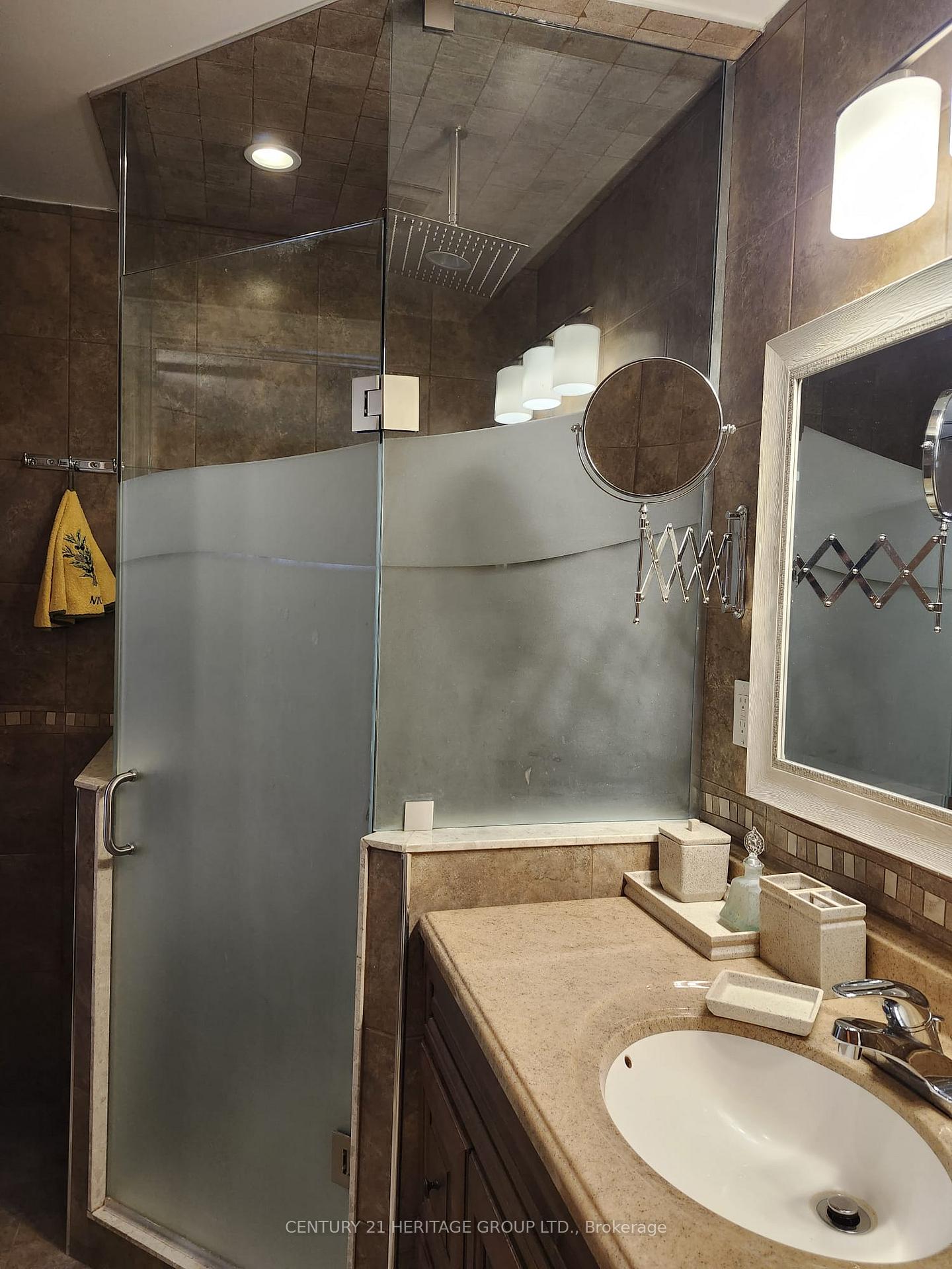 Photo 16 of 131 Black Hawk Way, North York, Westminster-Branson — HOMEH