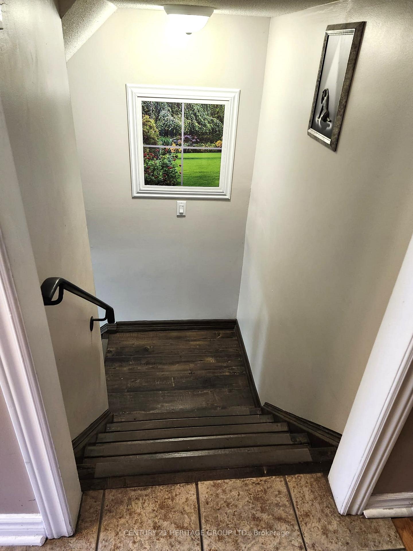 Photo 30 of 131 Black Hawk Way, North York, Westminster-Branson — HOMEH