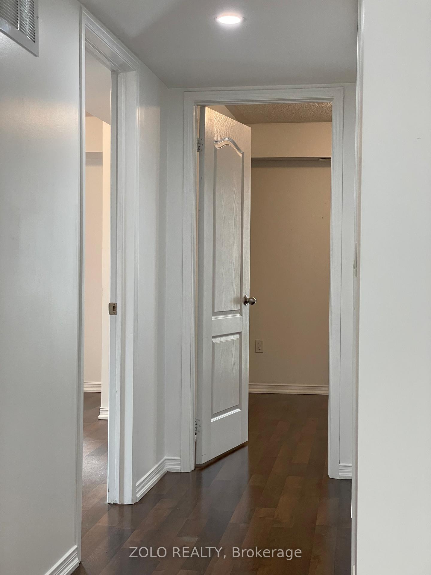 Photo 12 of Unit 418, 130 Widdicombe Hill Boulevard, Etobicoke, Willowridge-Martingrove-Richview — HOMEH