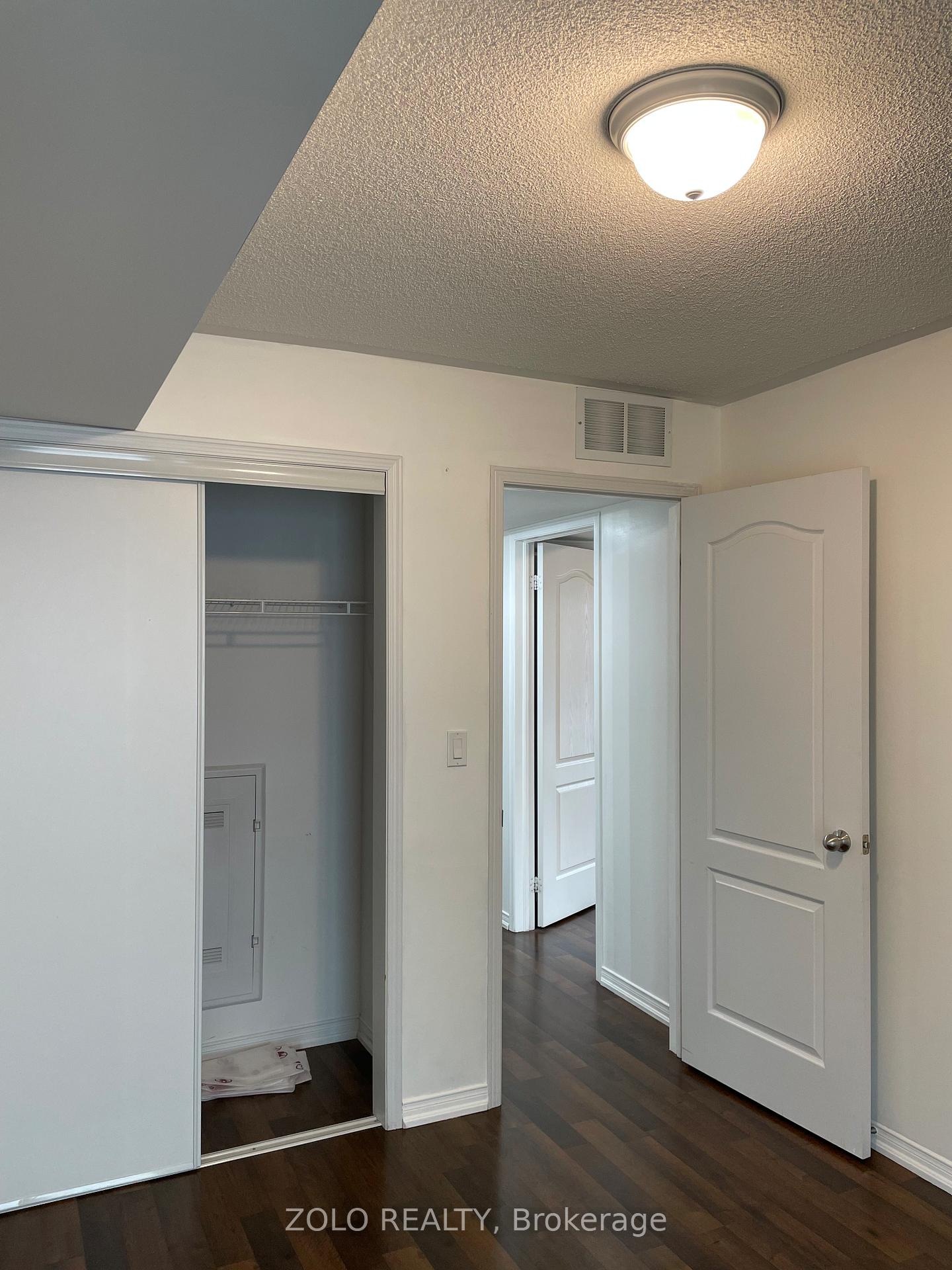 Photo 19 of Unit 418, 130 Widdicombe Hill Boulevard, Etobicoke, Willowridge-Martingrove-Richview — HOMEH