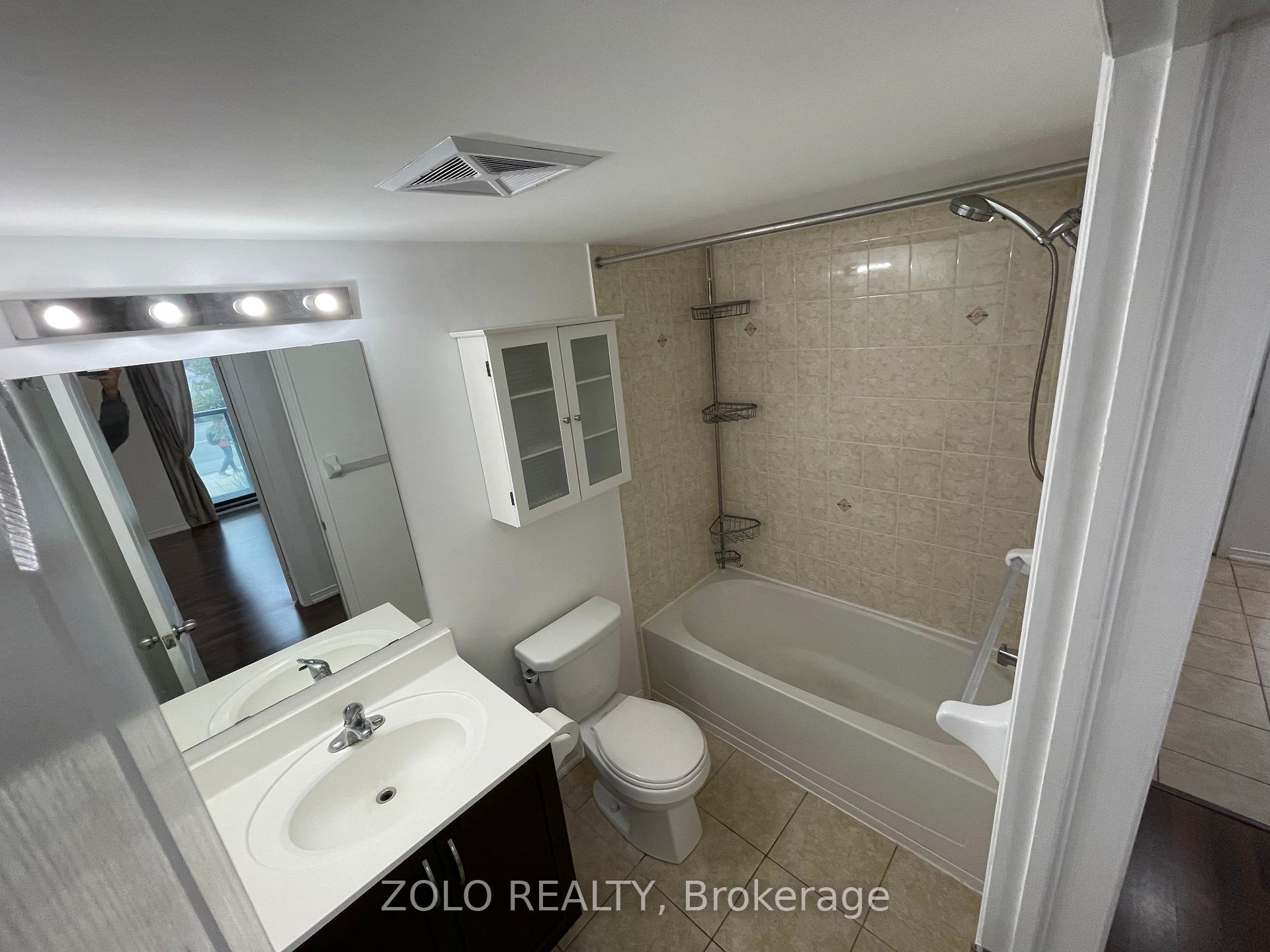 Photo 21 of Unit 418, 130 Widdicombe Hill Boulevard, Etobicoke, Willowridge-Martingrove-Richview — HOMEH