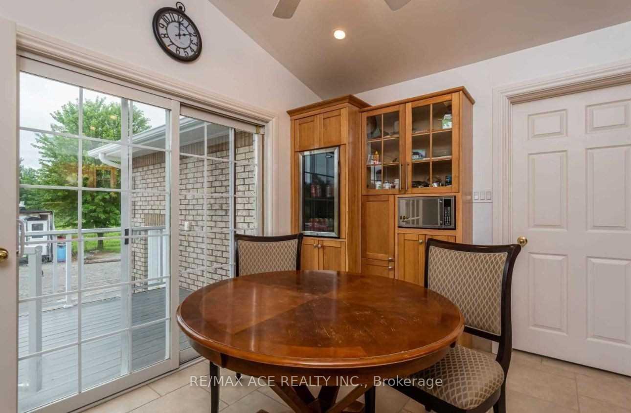 Photo 6 of 27234 Thorah Side Road, Brock, Beaverton — HOMEH