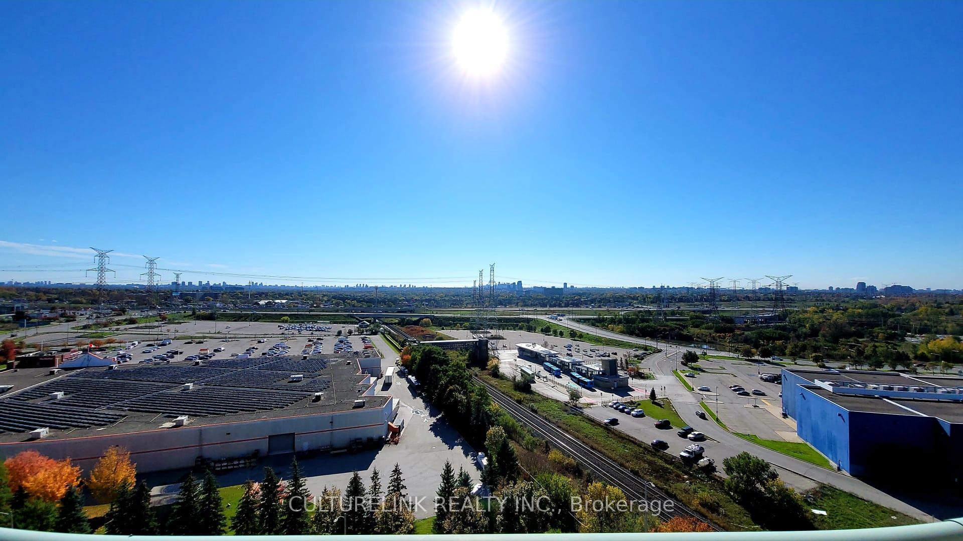 Photo 2 of Unit Ph 5, 39 Oneida Crescent, Richmond Hill, Langstaff — HOMEH