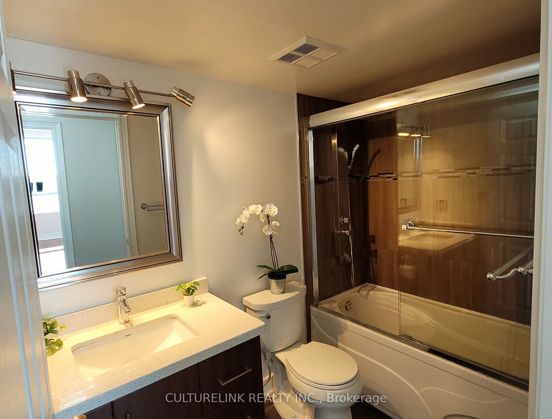 Photo 48 of Unit Ph 5, 39 Oneida Crescent, Richmond Hill, Langstaff — HOMEH