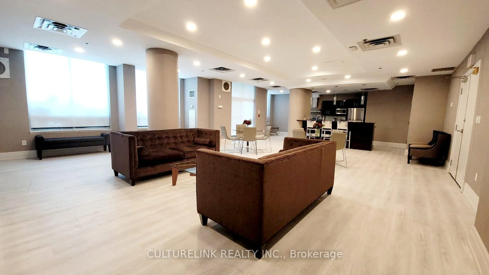 Photo 63 of Unit Ph 5, 39 Oneida Crescent, Richmond Hill, Langstaff — HOMEH