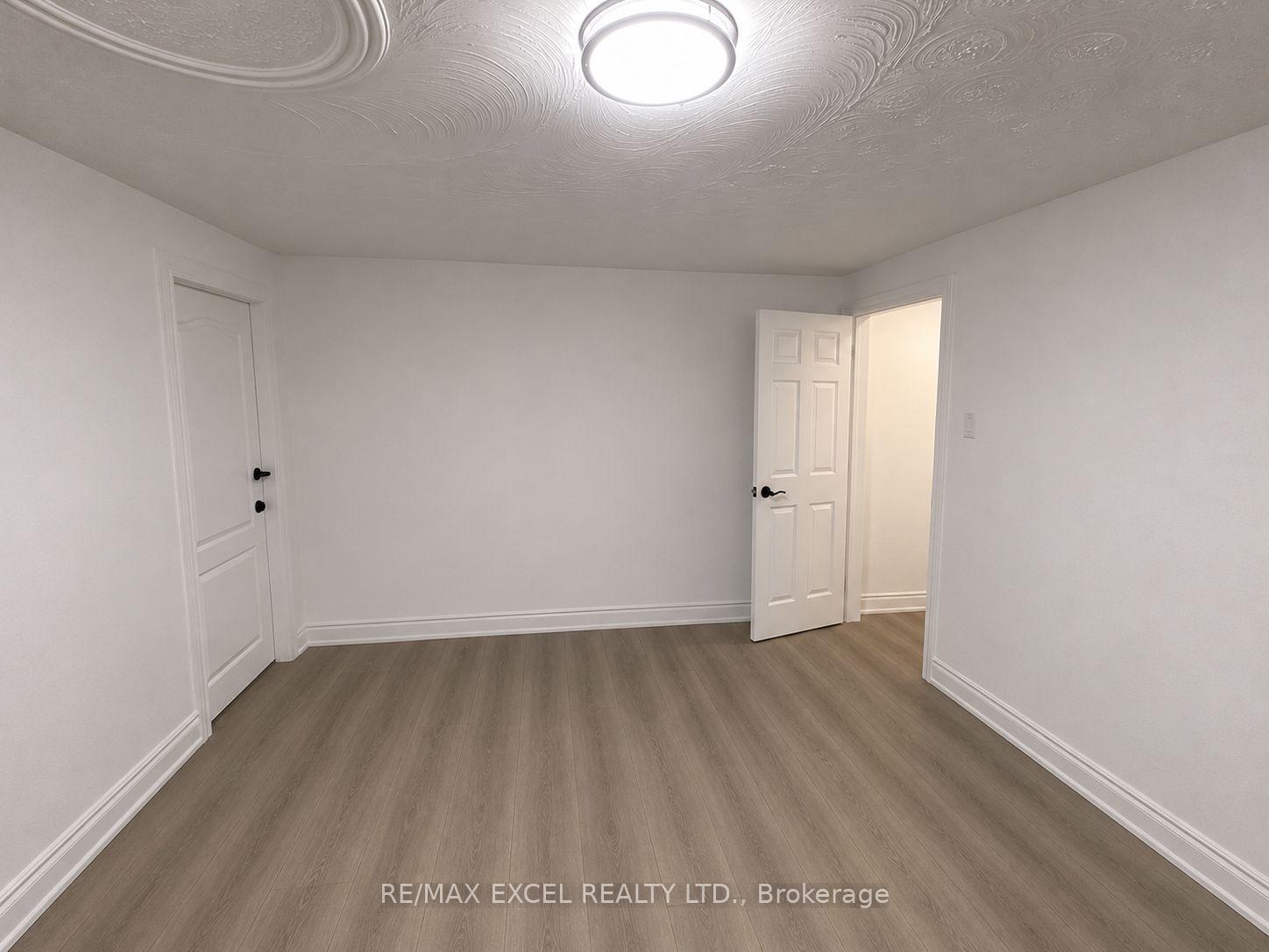Photo 2 of Unit Bsmt, 3882 Midhurst Lane, Mississauga, Rathwood — HOMEH