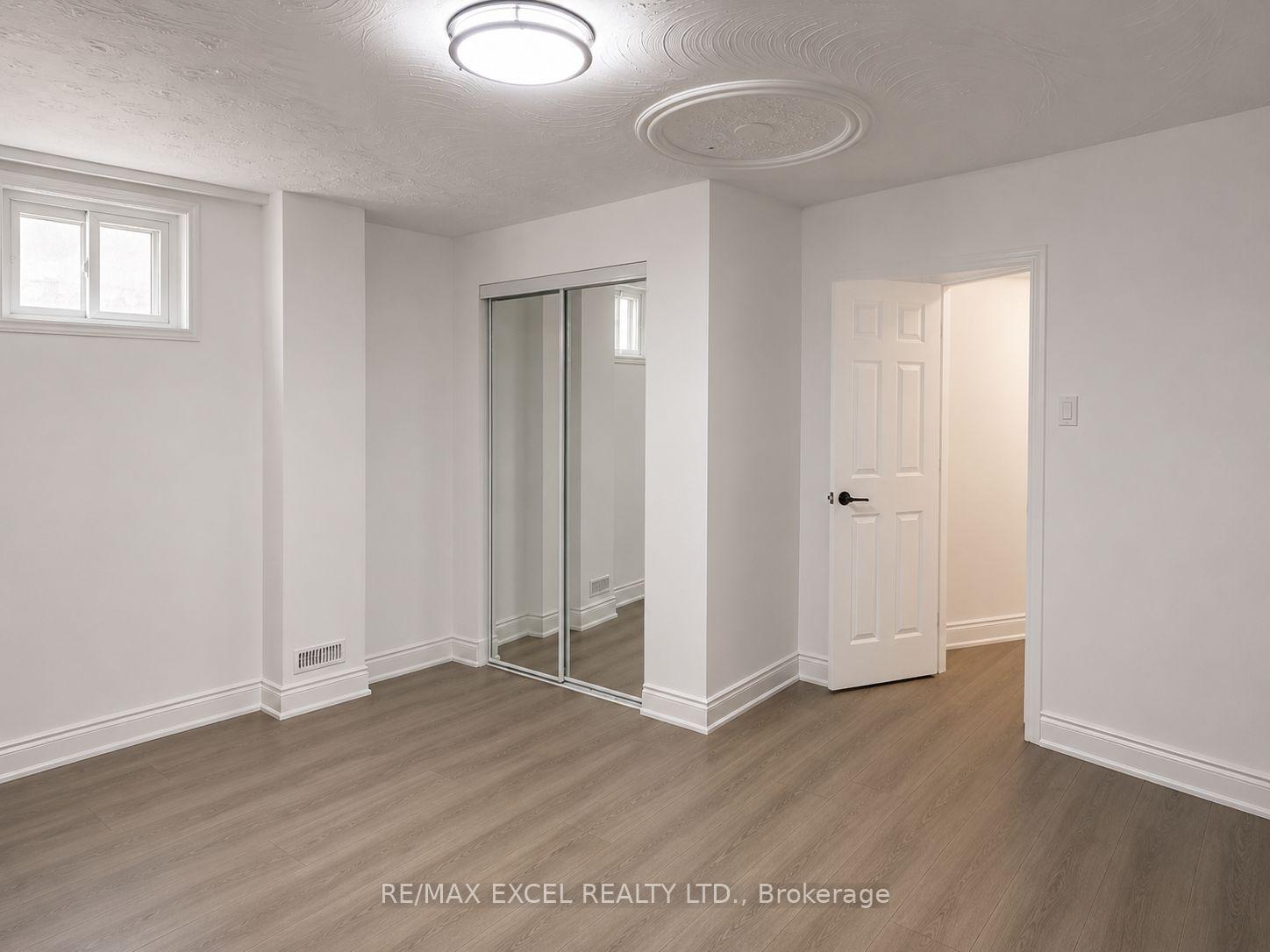 Photo 4 of Unit Bsmt, 3882 Midhurst Lane, Mississauga, Rathwood — HOMEH
