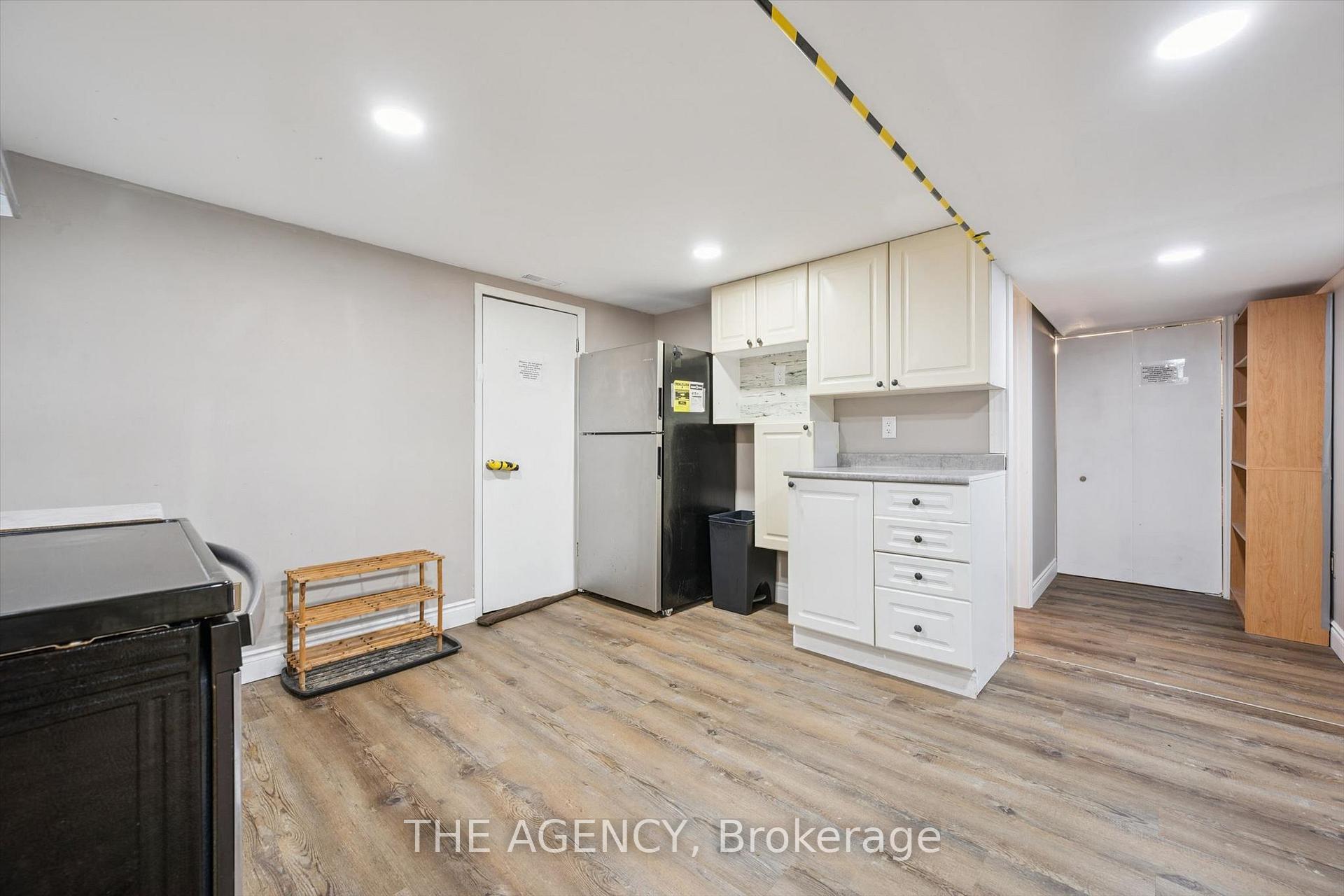 Photo 23 of 217 Mayfield Avenue, Waterloo, Lincoln Heights — HOMEH
