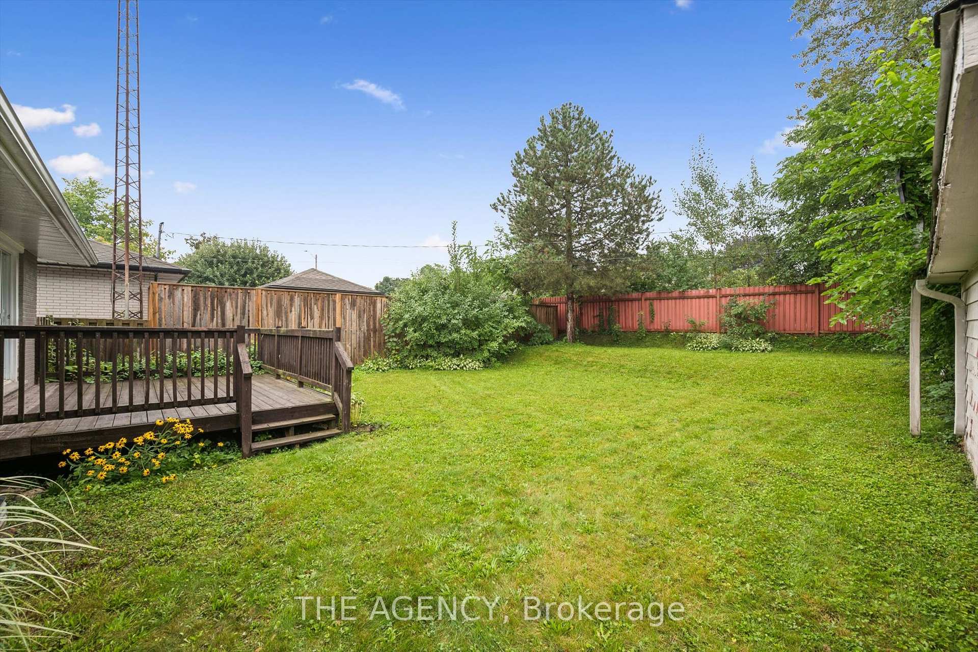 Photo 32 of 217 Mayfield Avenue, Waterloo, Lincoln Heights — HOMEH