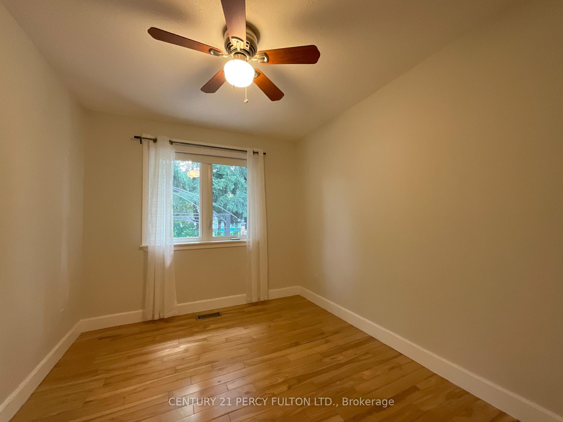 Photo 9 of 1060 Bourget Avenue, Ottawa, Carson Grove — HOMEH