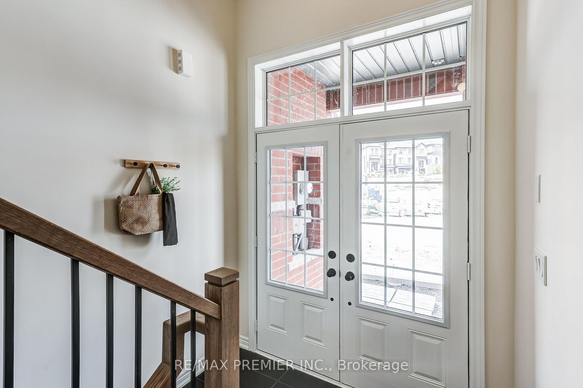 Photo 4 of 1267 Winding Woods Trail, Pickering, Rural Pickering — HOMEH