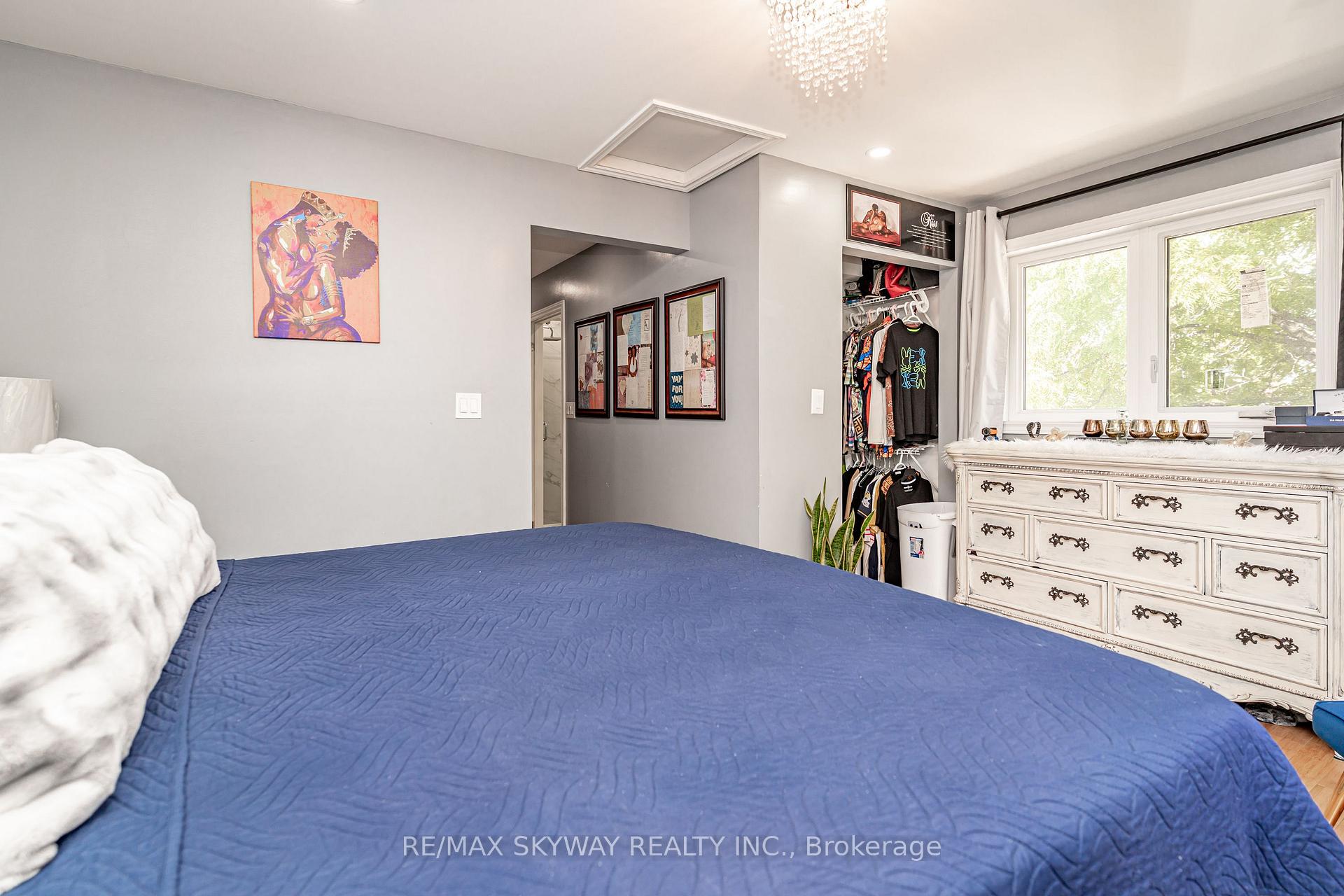 Photo 23 of 52 Charters Road, Brampton, Brampton North — HOMEH