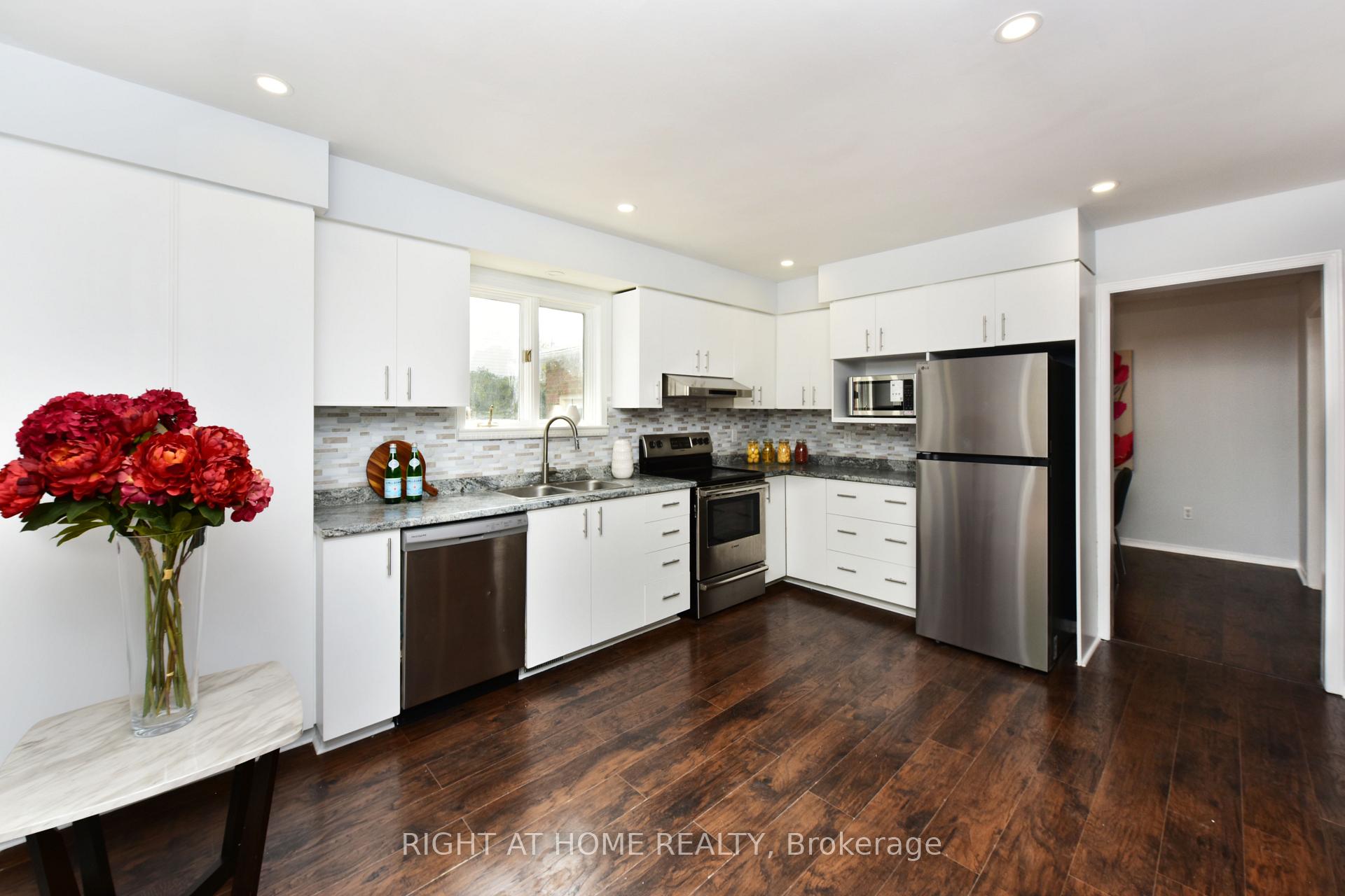 Photo 21 of 3 Joseph Circle, Ottawa, Stittsville (North) — HOMEH