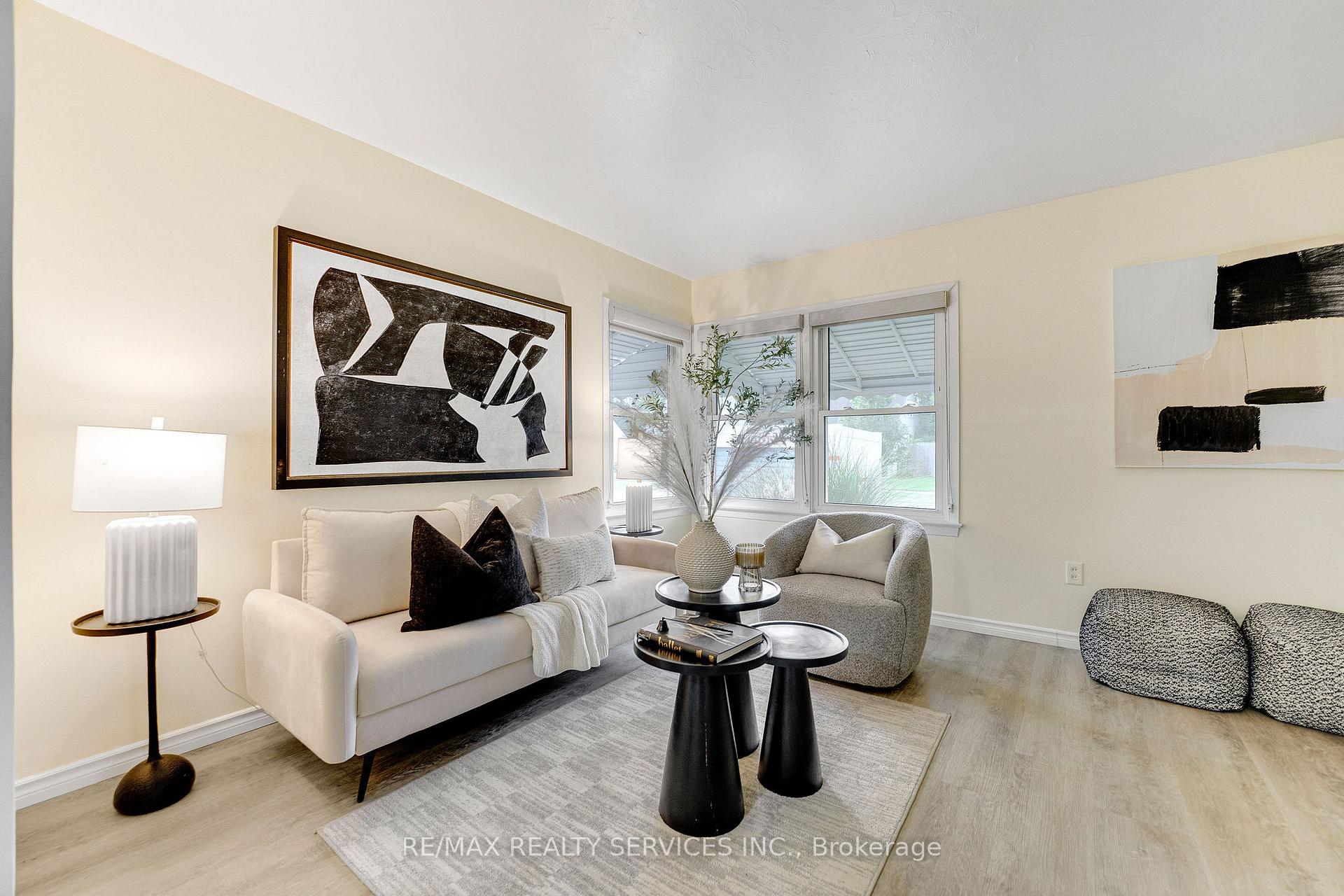 Photo 3 of 6289 Atlee Street, Niagara Falls, Arad/Fallsview — HOMEH