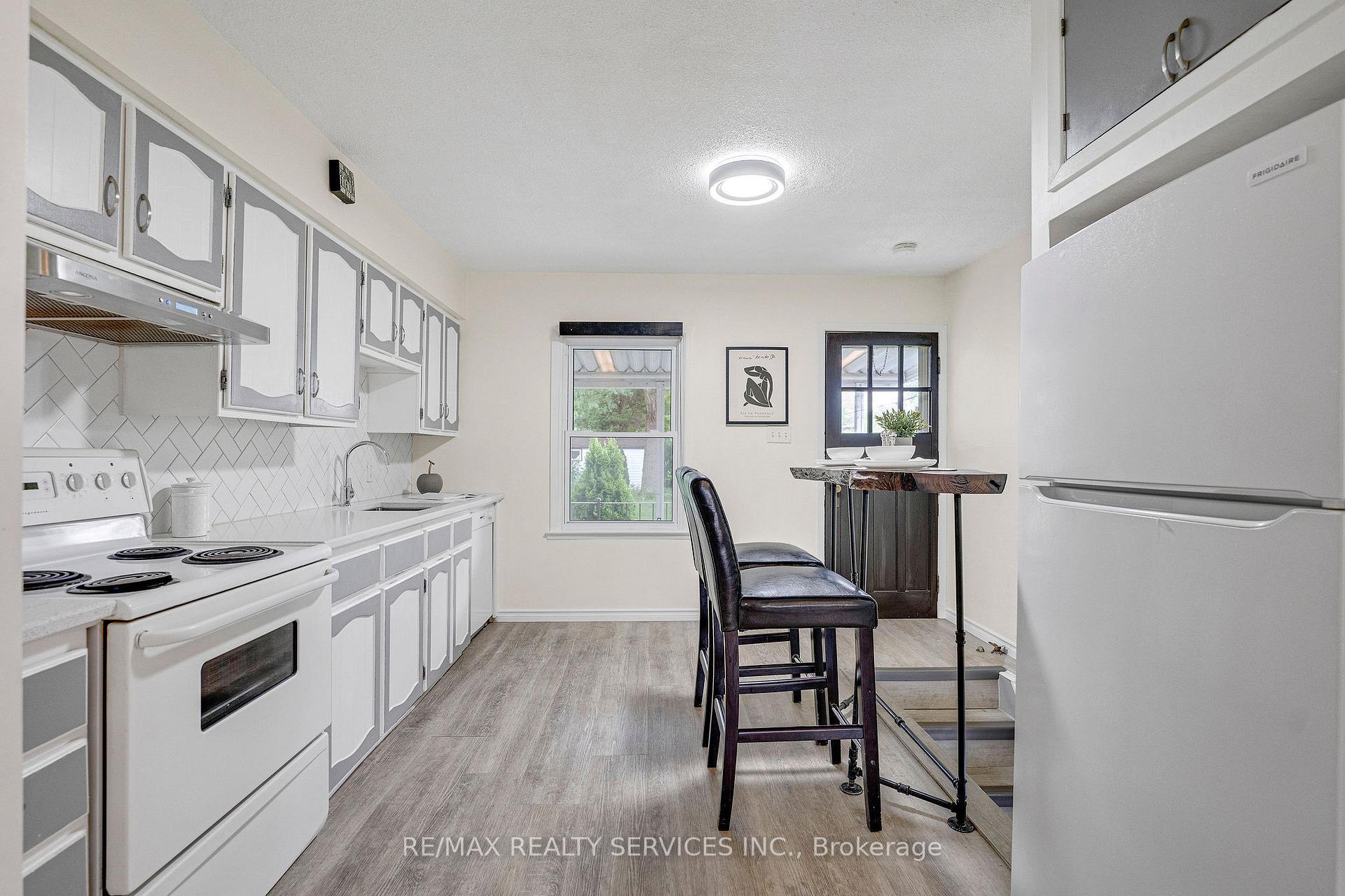 Photo 11 of 6289 Atlee Street, Niagara Falls, Arad/Fallsview — HOMEH