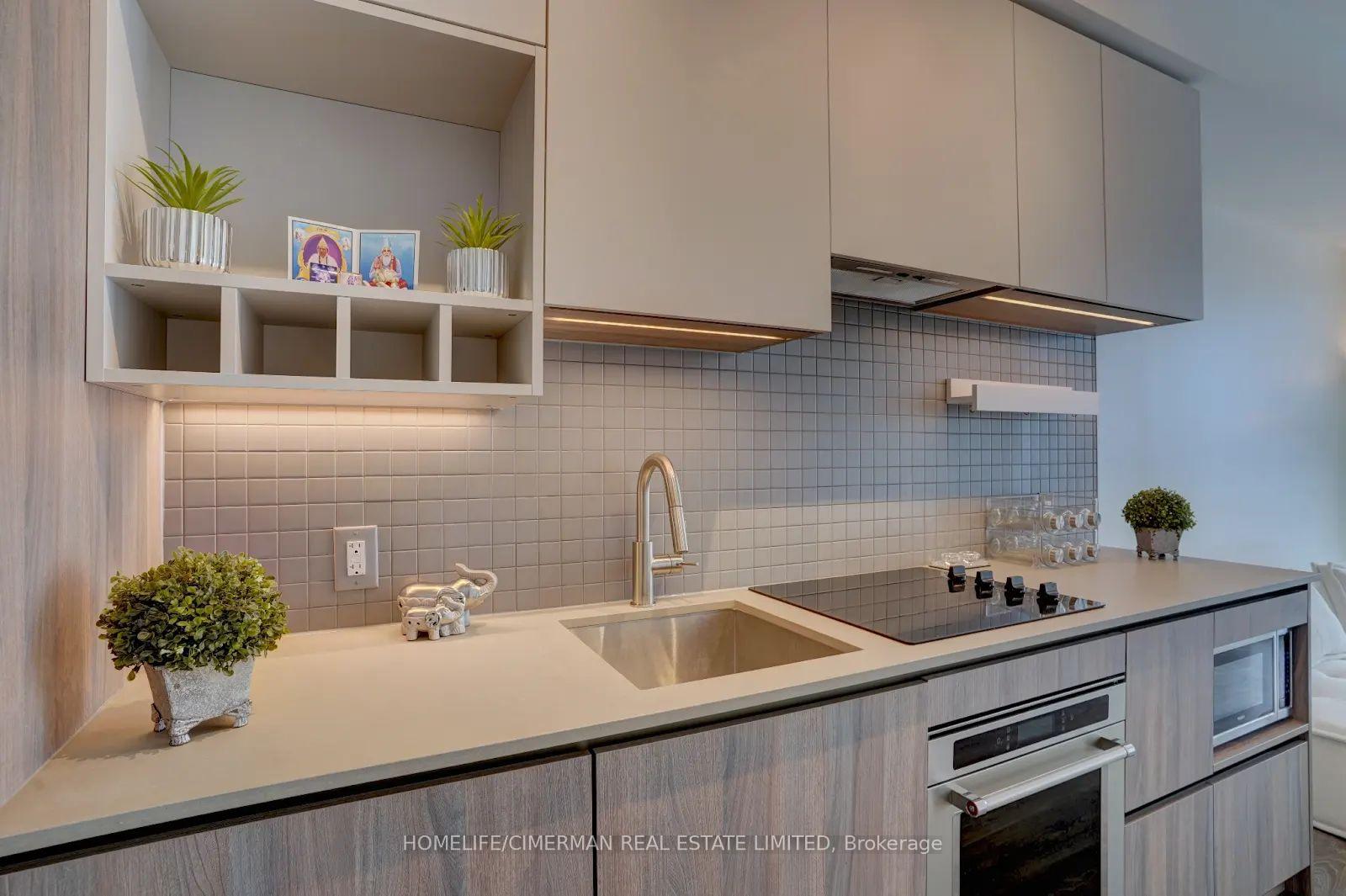 Photo 6 of Unit 4711, 950 Portage Parkway, Vaughan, Vaughan Corporate Centre — HOMEH