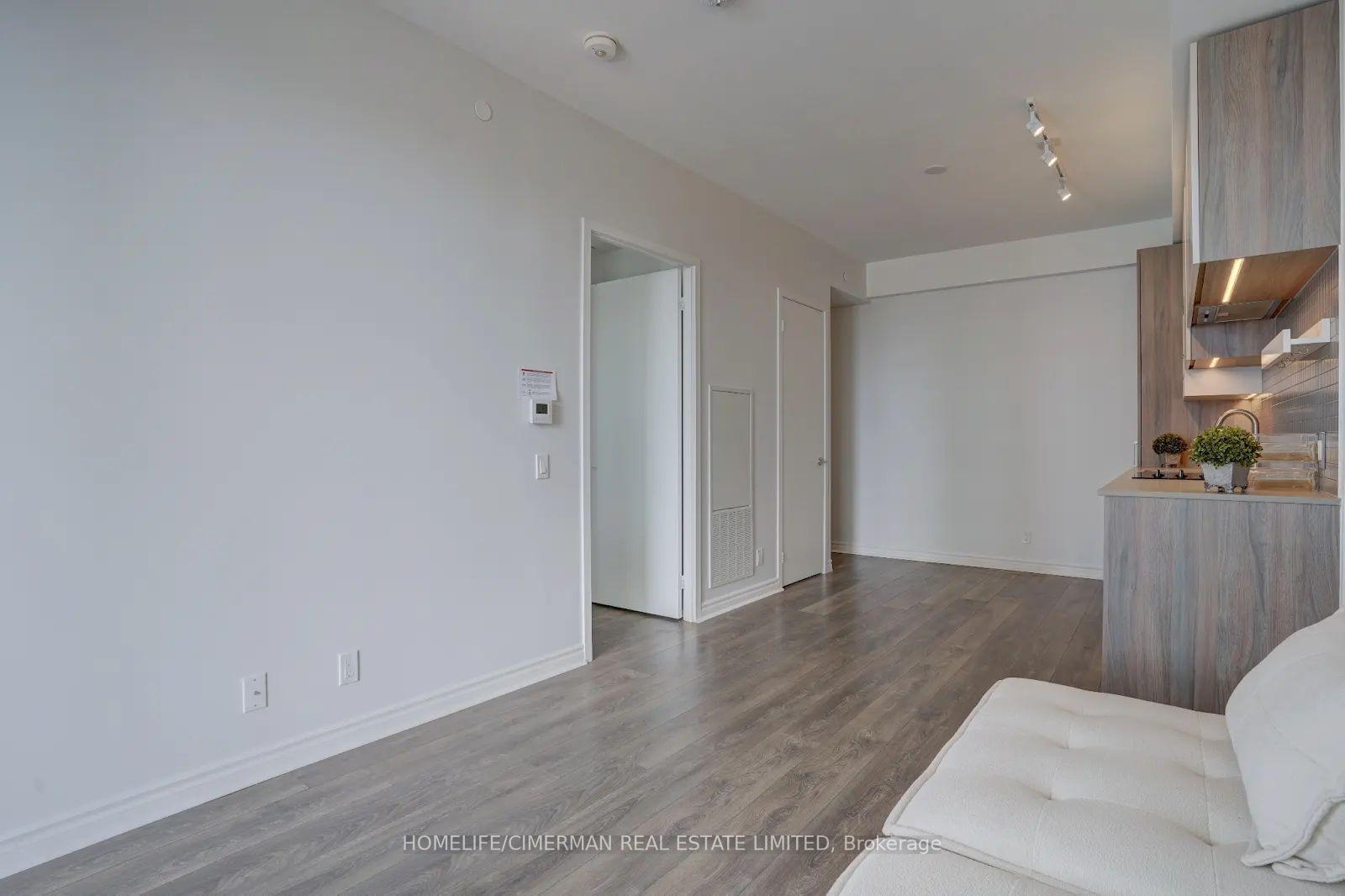 Photo 11 of Unit 4711, 950 Portage Parkway, Vaughan, Vaughan Corporate Centre — HOMEH