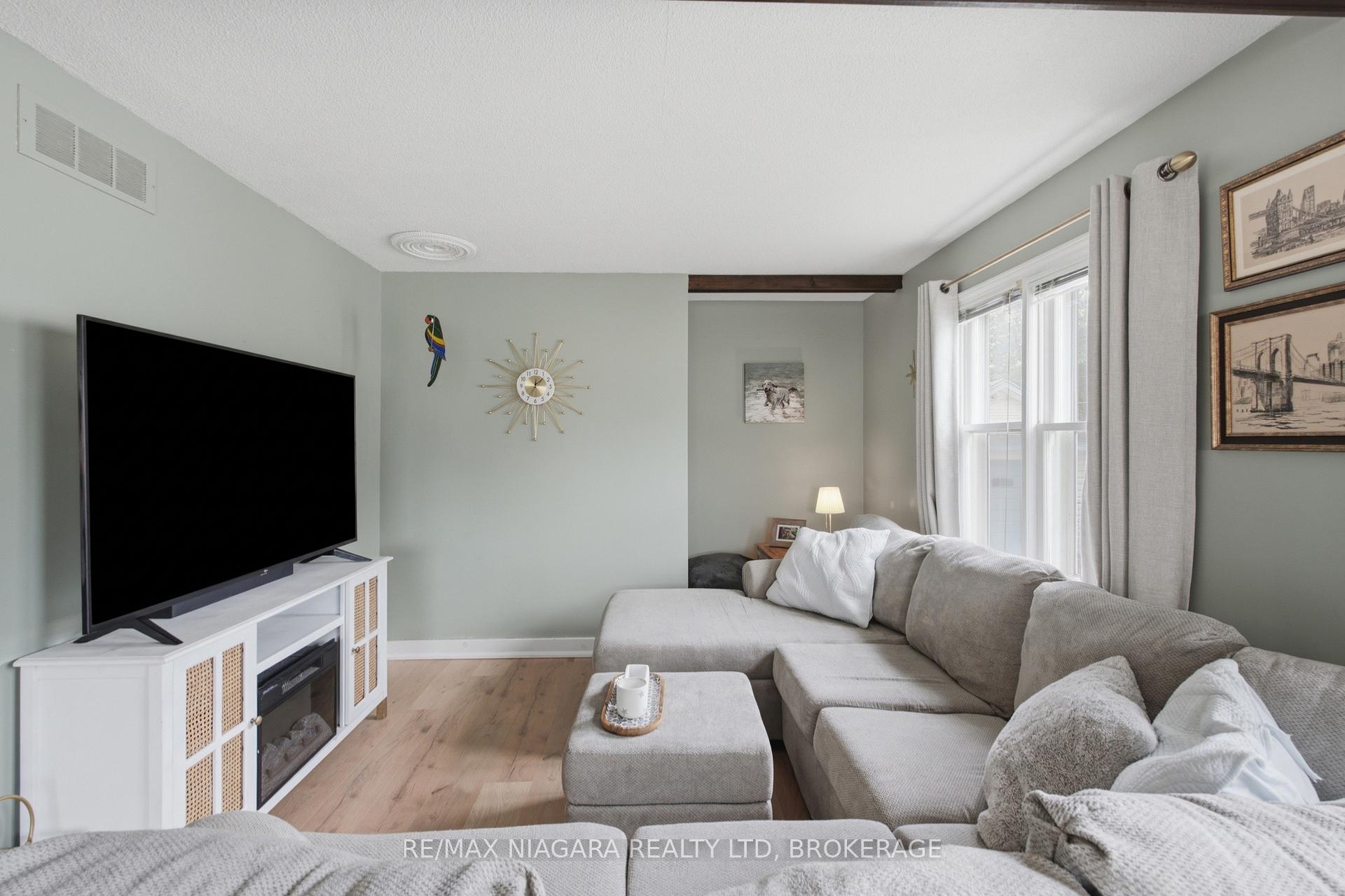 Photo 9 of 222 Neff Street, Port Colborne, Main Street — HOMEH