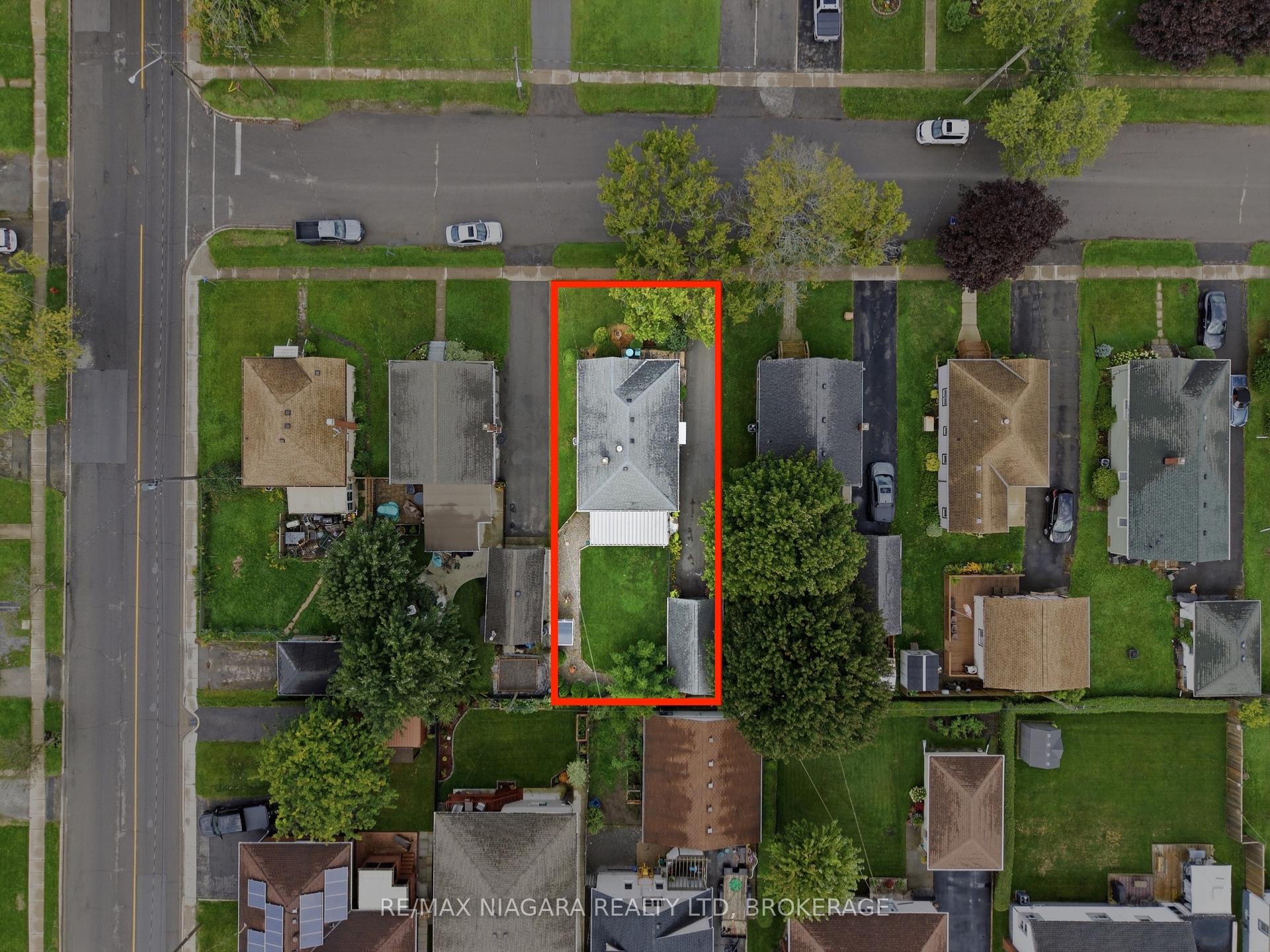 Photo 31 of 222 Neff Street, Port Colborne, Main Street — HOMEH