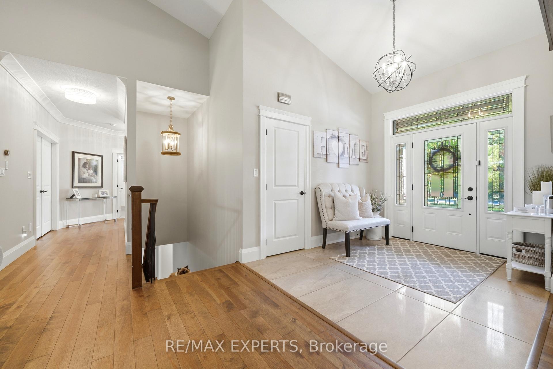 Photo 6 of 48 Marni Lane, Springwater, Phelpston — HOMEH