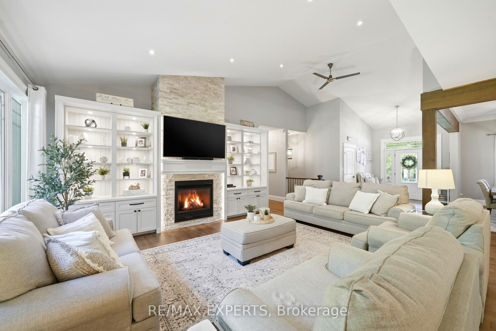 Photo 7 of 48 Marni Lane, Springwater, Phelpston — HOMEH