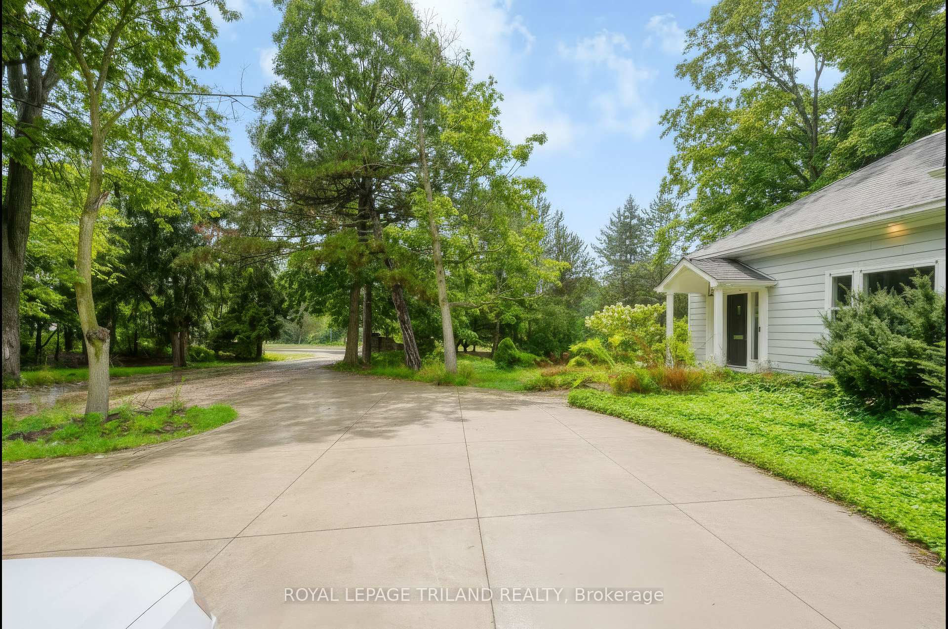 Photo 44 of 467 Commissioners Road E, London, South R — HOMEH