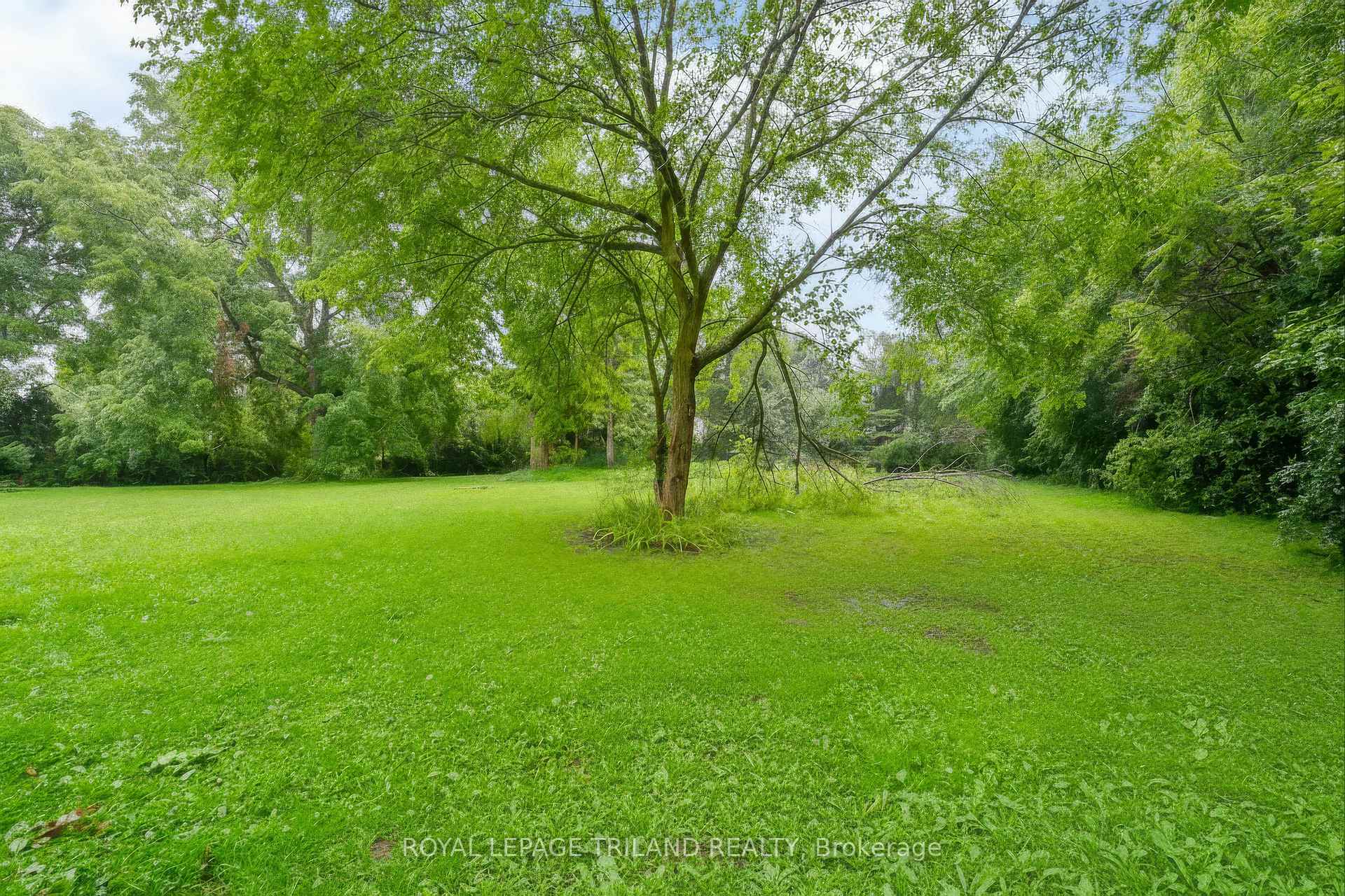 Photo 45 of 467 Commissioners Road E, London, South R — HOMEH