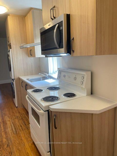 Photo 12 of 559A Mt Pleasant Road, Toronto, Mount Pleasant East — HOMEH