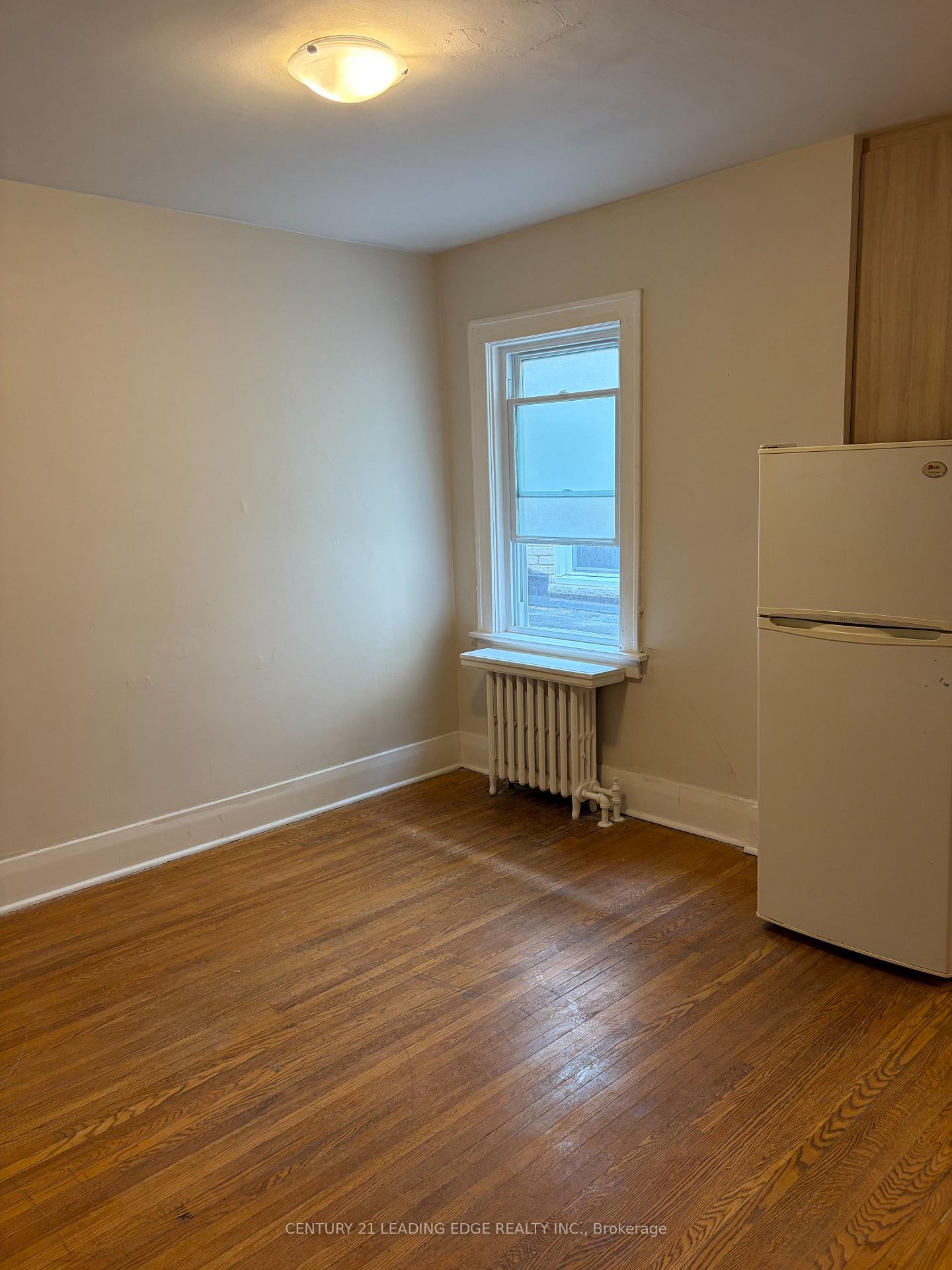 Photo 17 of 559A Mt Pleasant Road, Toronto, Mount Pleasant East — HOMEH