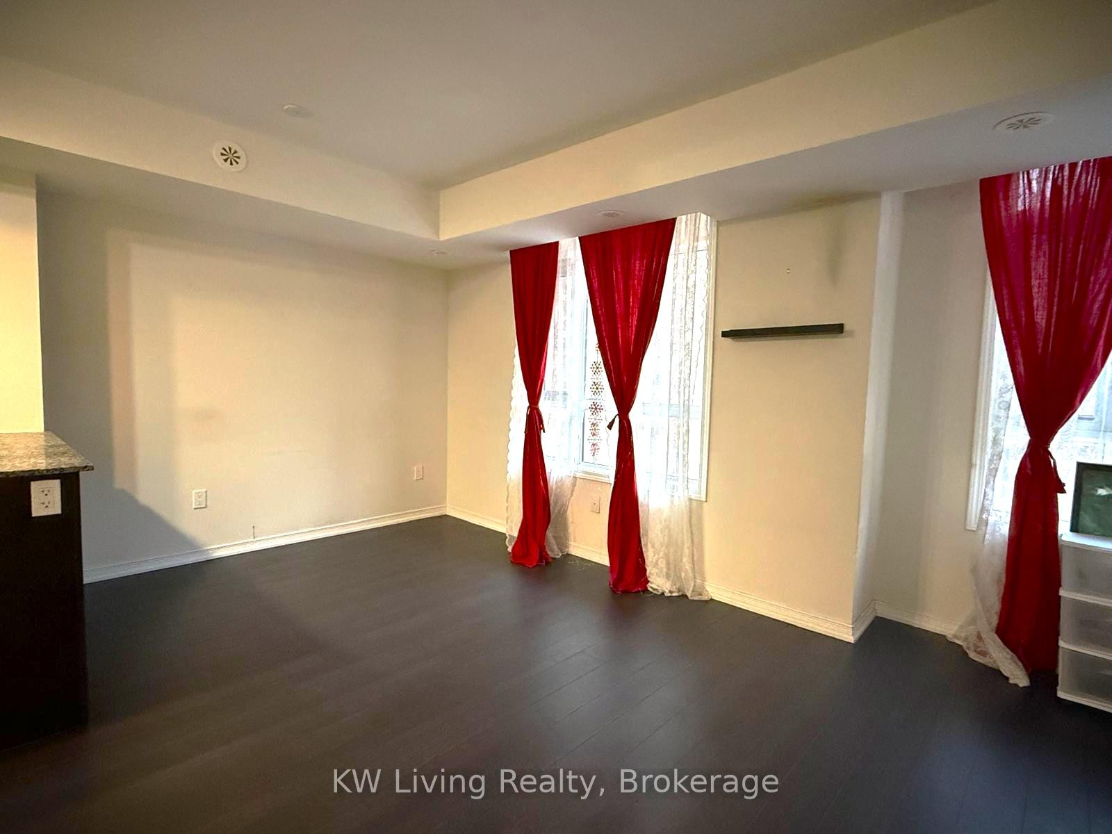 Photo 4 of Unit 304, 1070 Progress Avenue, Scarborough, Malvern — HOMEH