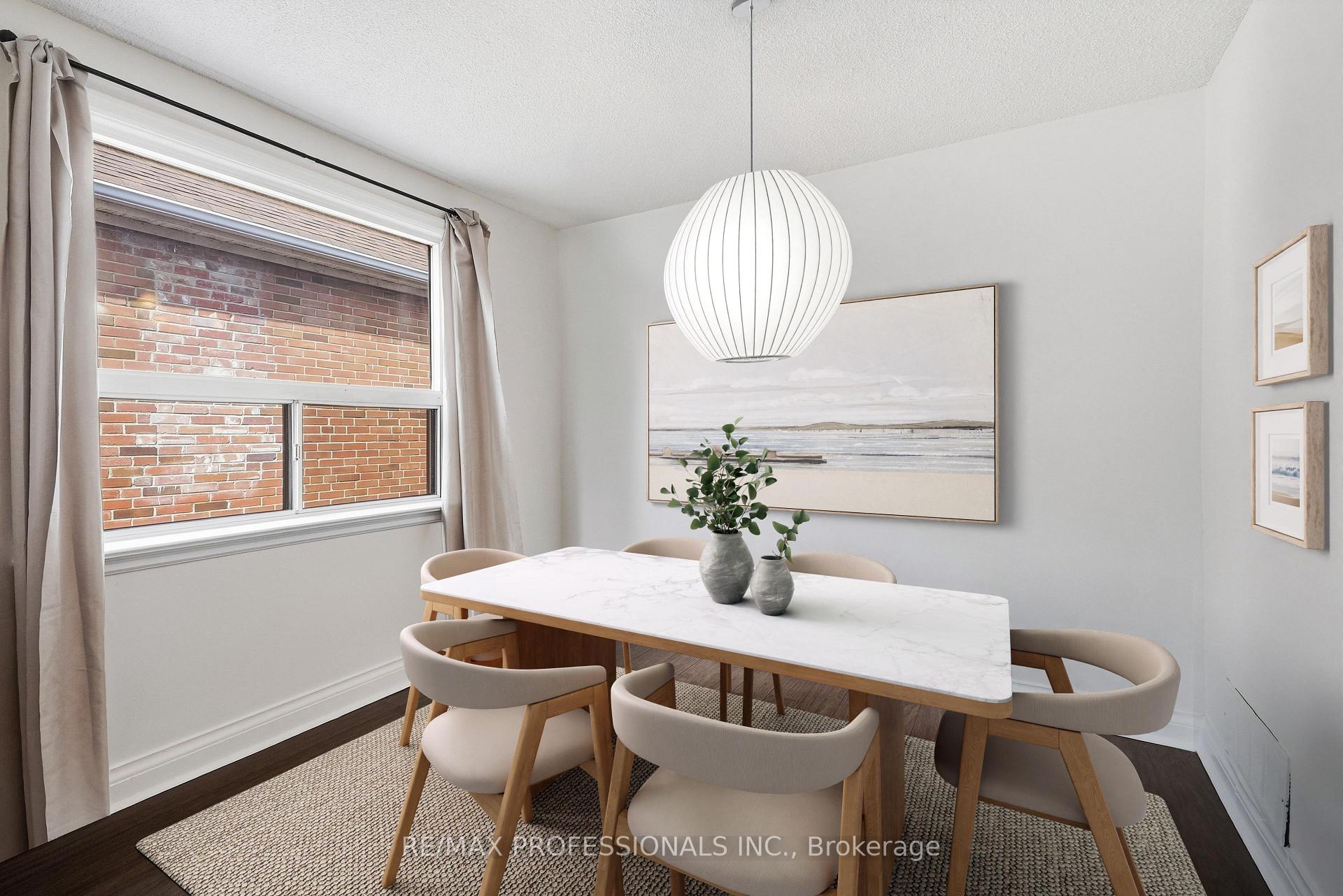 Photo 12 of 111 Wesley Street, Etobicoke, Stonegate-Queensway — HOMEH