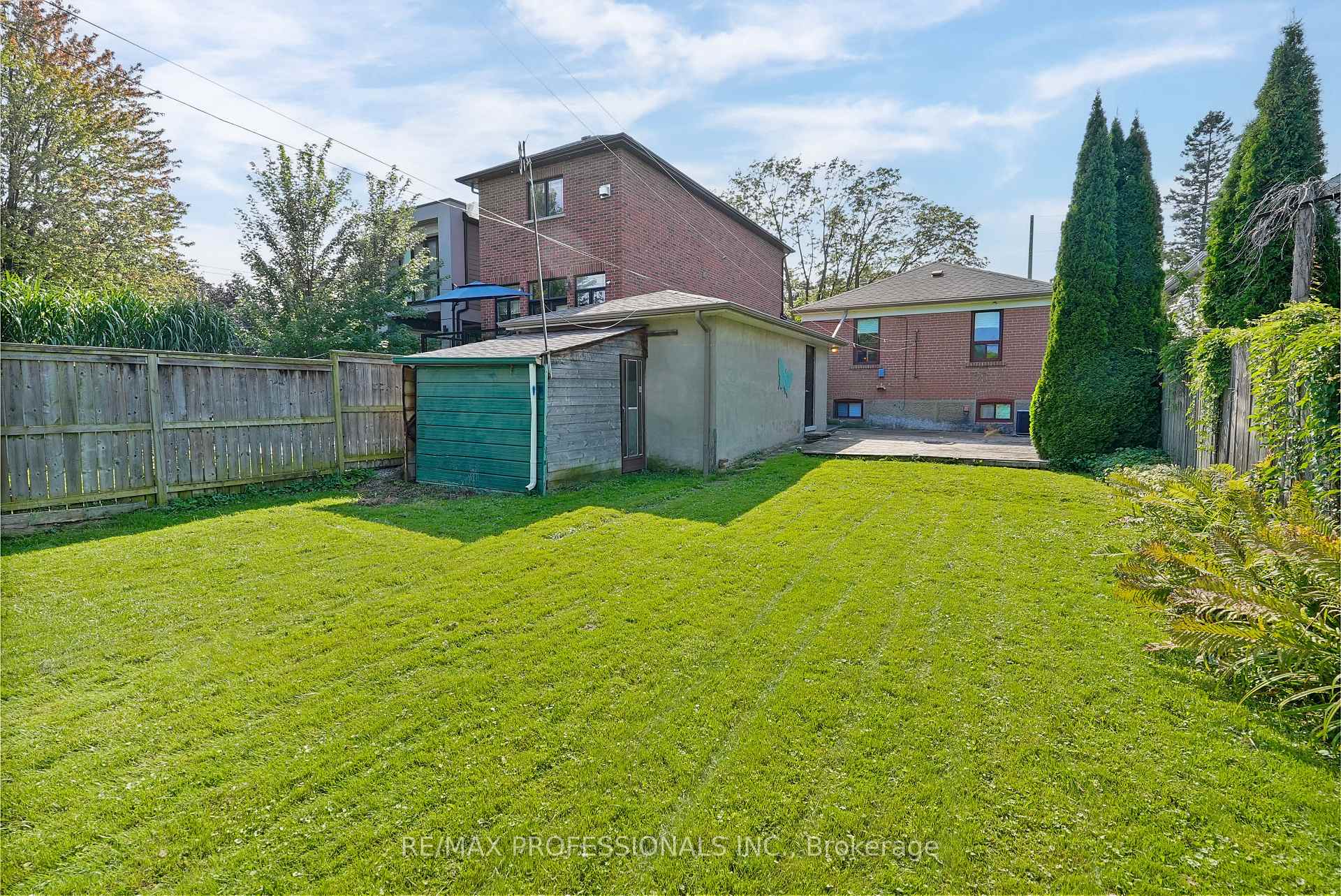 Photo 50 of 111 Wesley Street, Etobicoke, Stonegate-Queensway — HOMEH