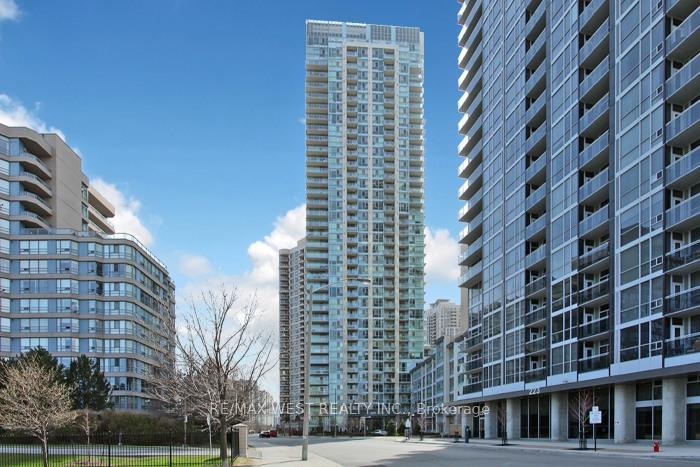 Photo of Unit 903, 225 Webb Drive