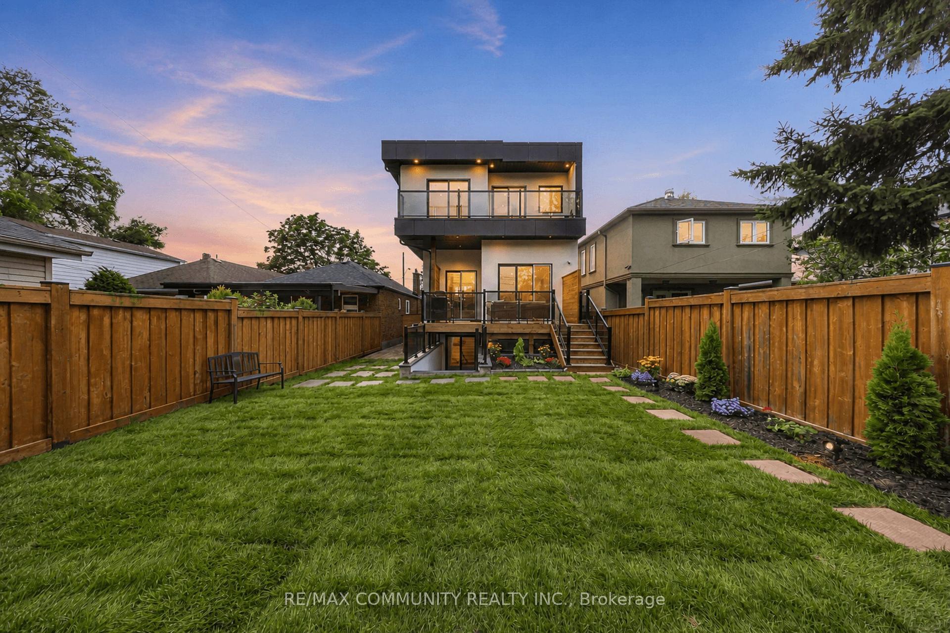Photo of 7 Derwyn Road