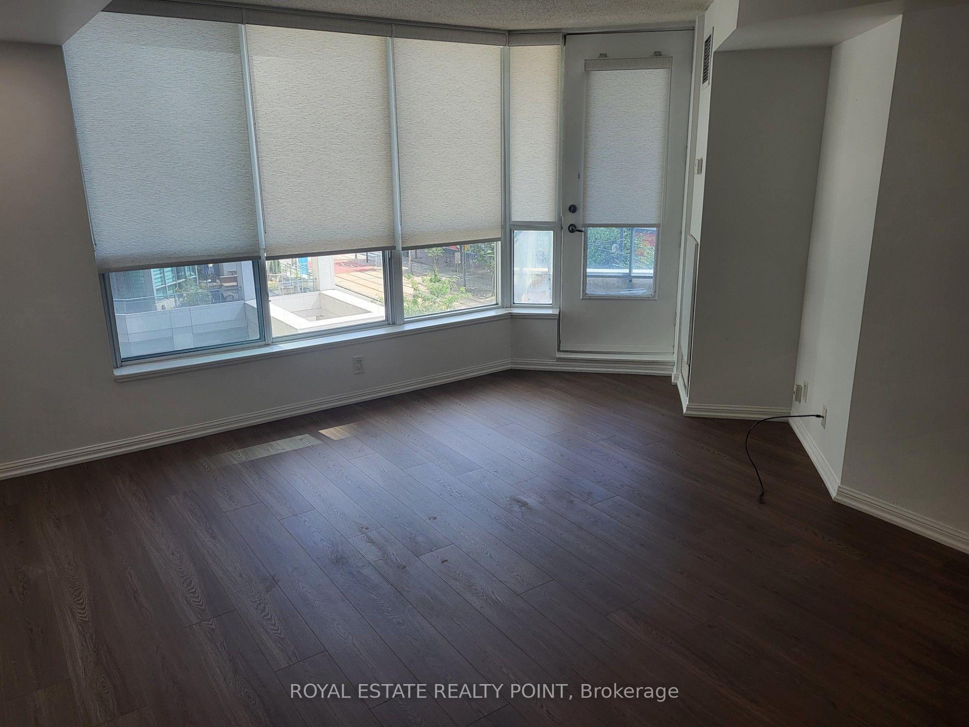 Photo 3 of Unit 522, 230 Queens Quay Boulevard W, Toronto, Waterfront Communities — HOMEH