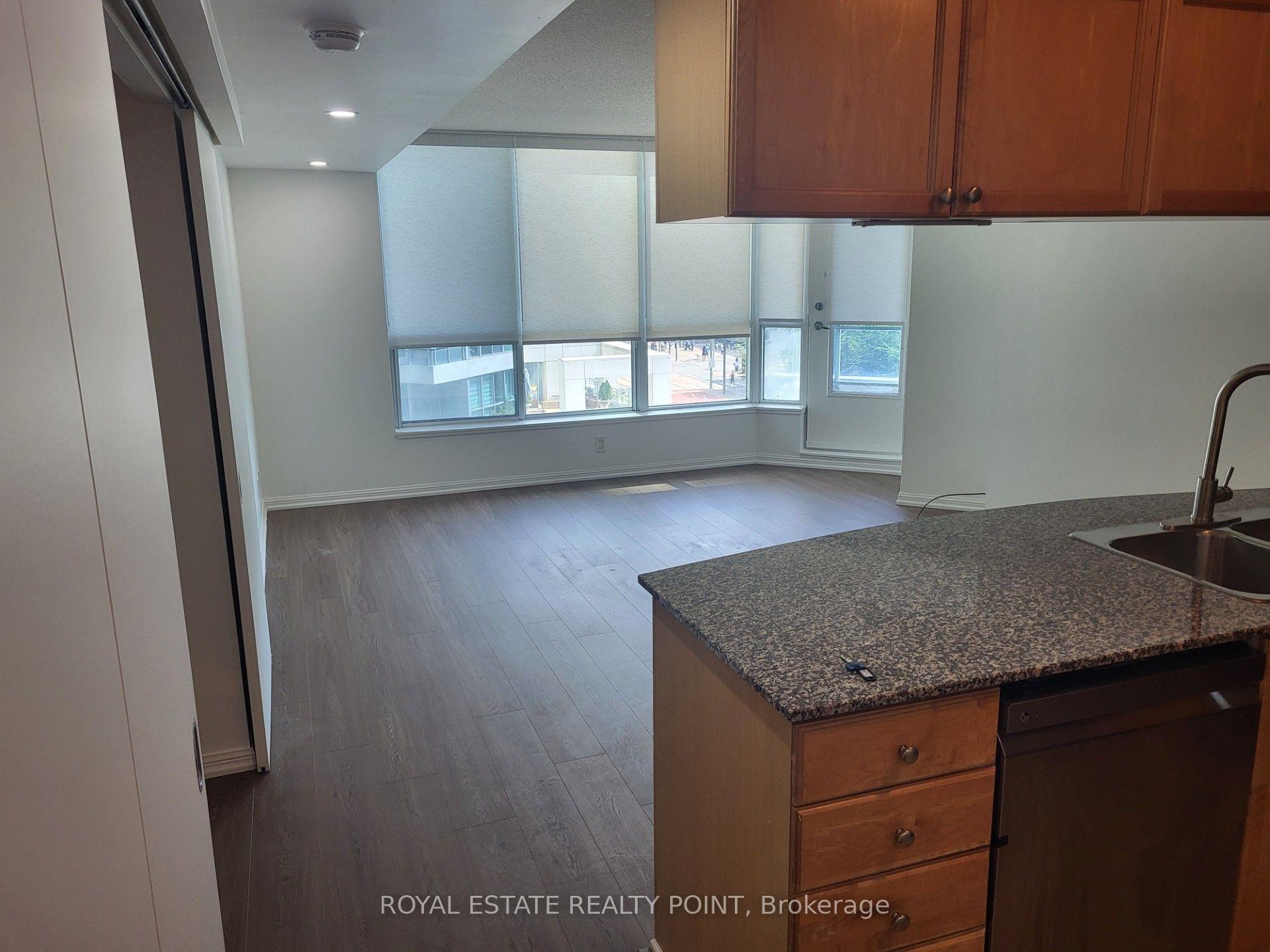 Photo 5 of Unit 522, 230 Queens Quay Boulevard W, Toronto, Waterfront Communities — HOMEH
