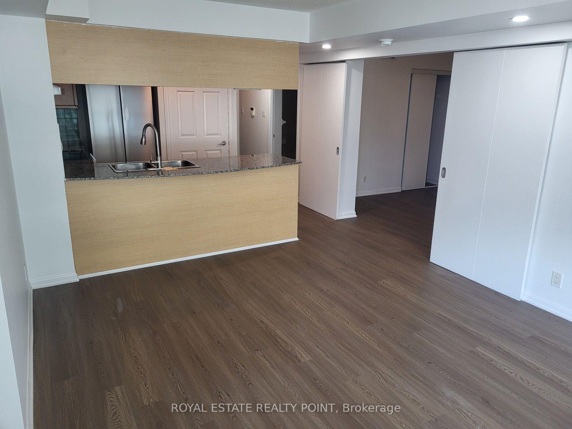 Photo 7 of Unit 522, 230 Queens Quay Boulevard W, Toronto, Waterfront Communities — HOMEH