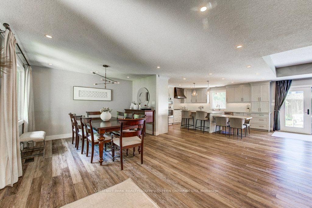 Photo 8 of 345 Old Stone Road, Waterloo, Colonial Acres — HOMEH
