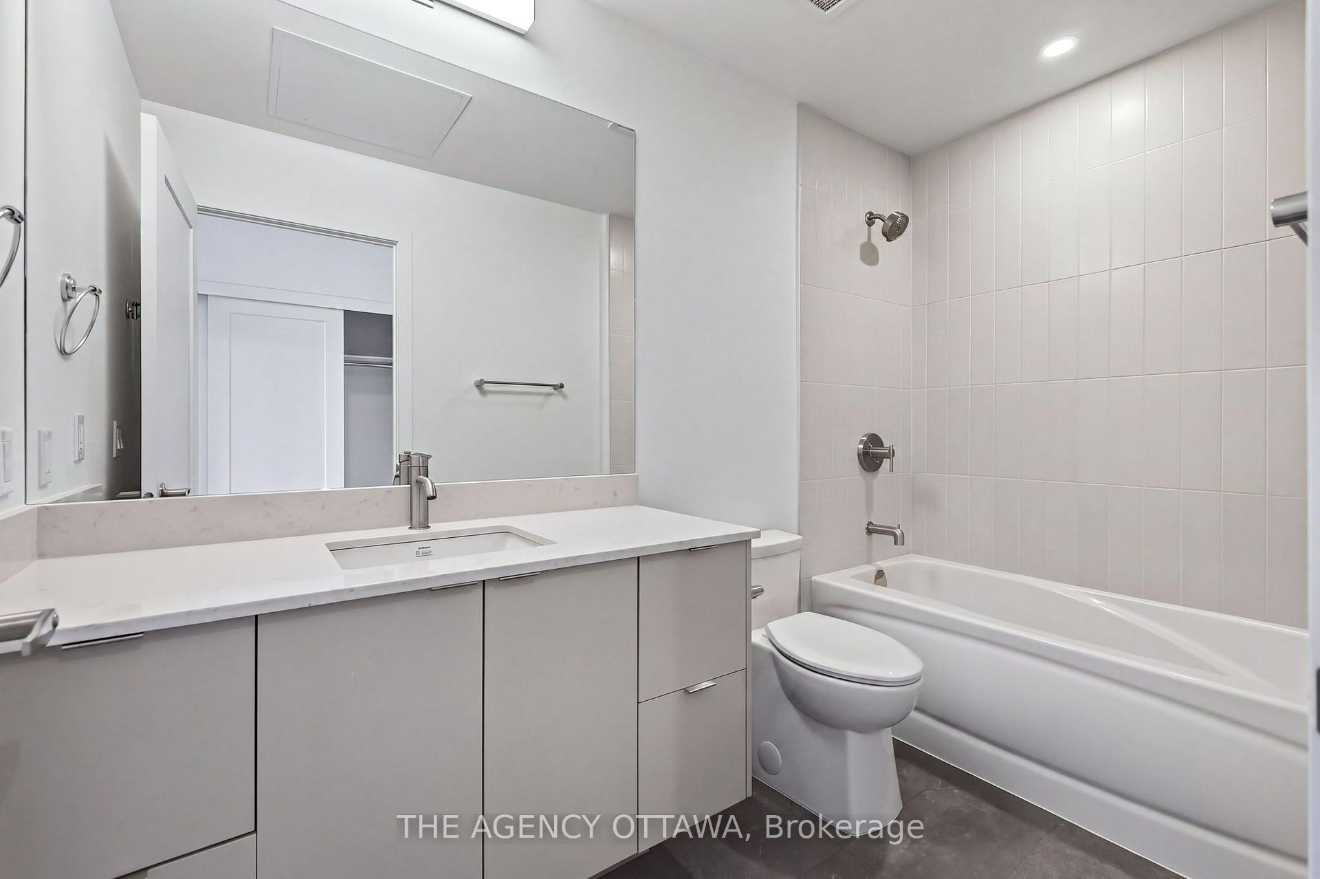 Photo 10 of Unit 203, 3073 Riverside Drive, Ottawa, Mooneys Bay/Riverside Park — HOMEH